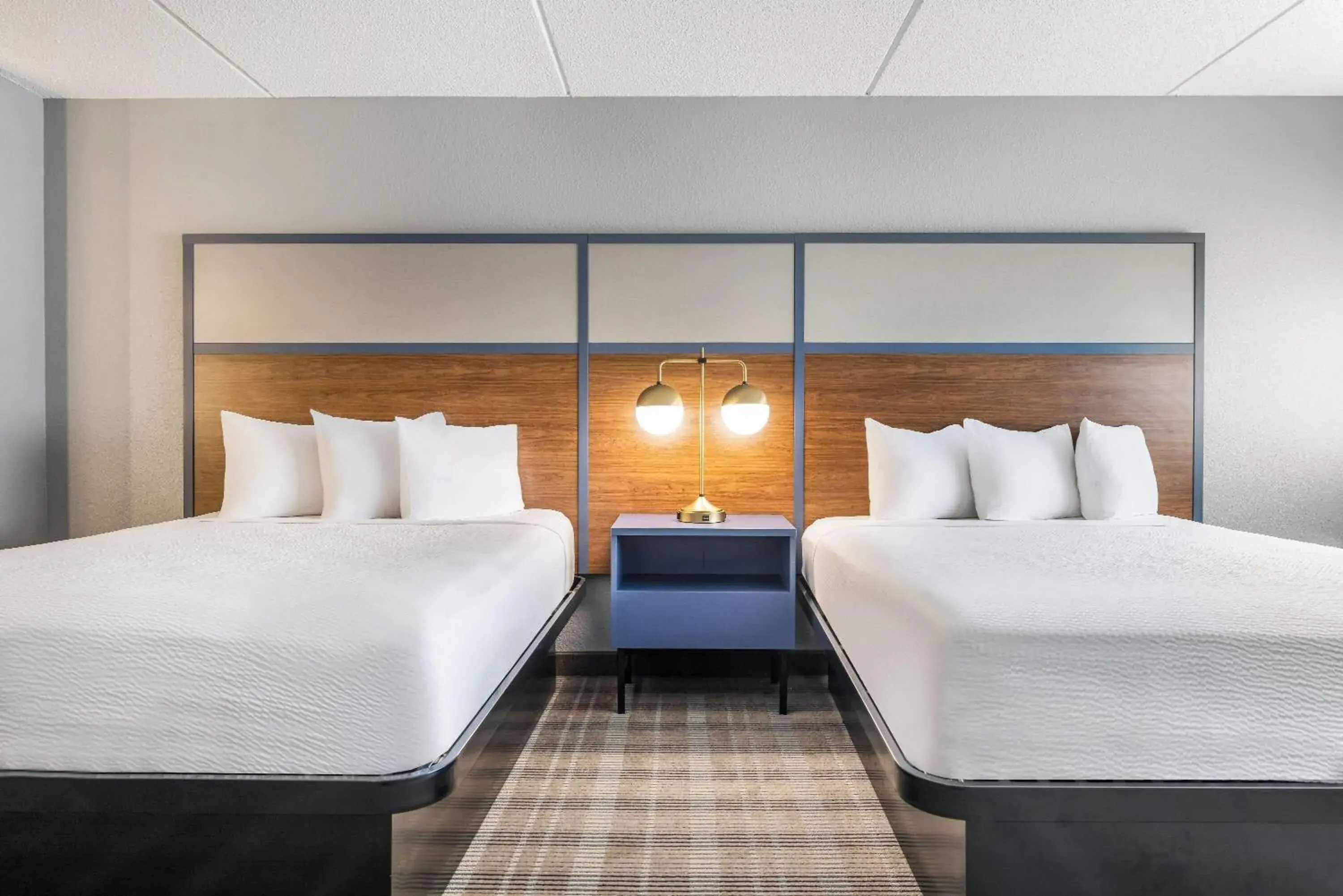 Bed in AmericInn by Wyndham Mounds View Minneapolis Bed in AmericInn by Wyndham Mounds View Minneapolis