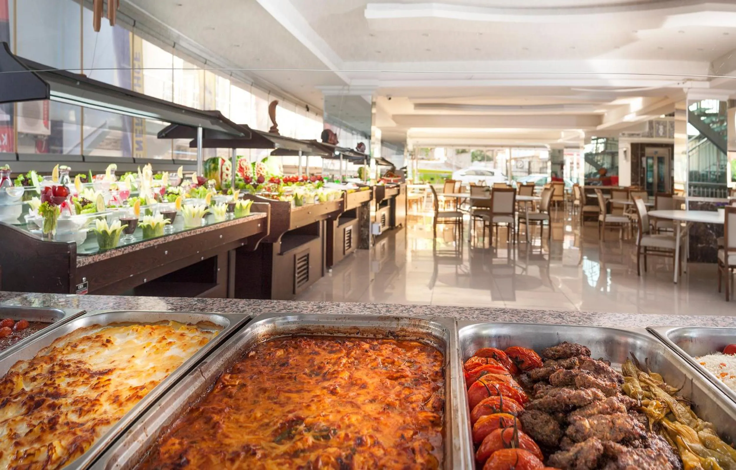 Restaurant/places to eat in Temple Miletos Spa Hotel