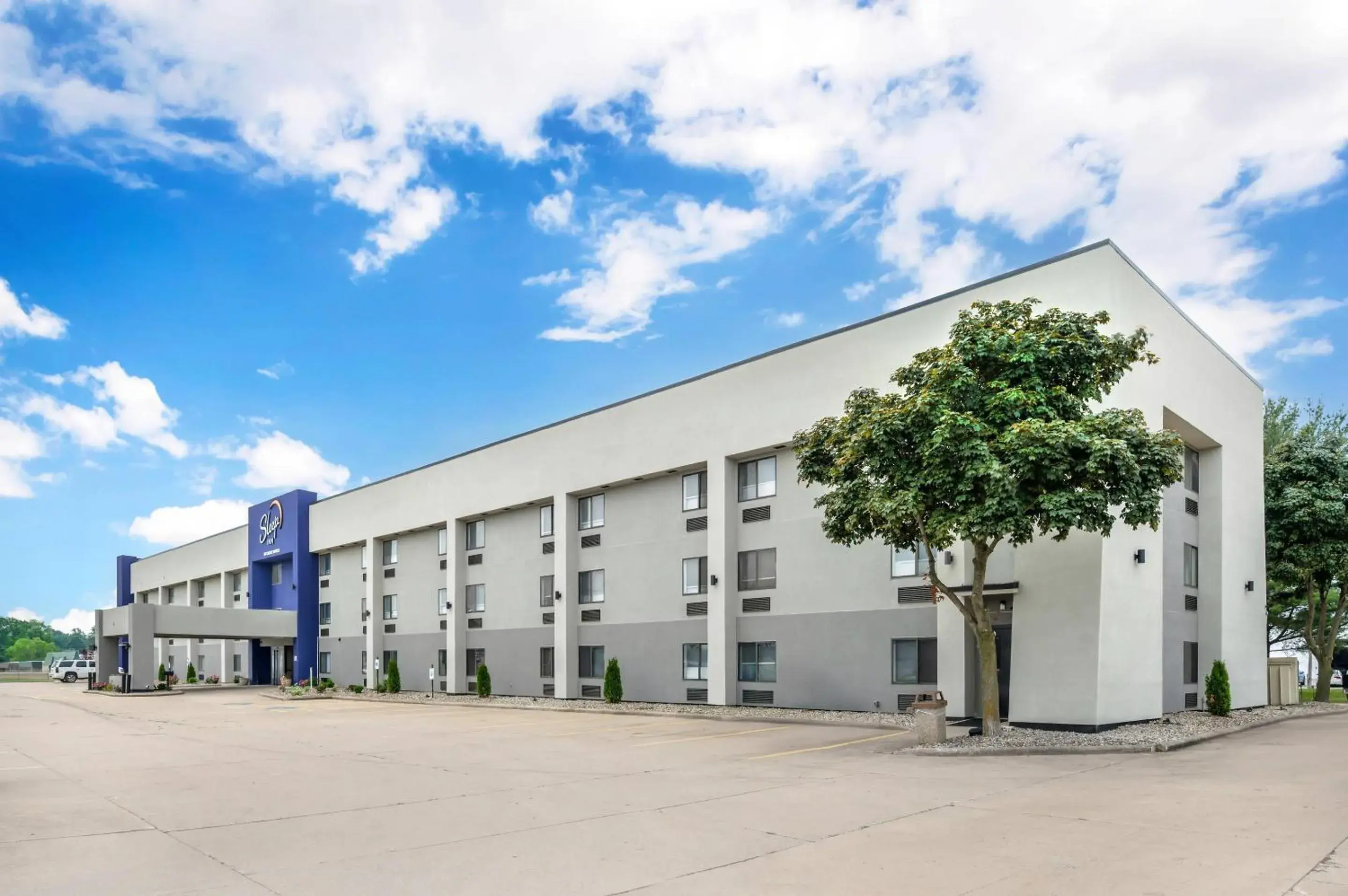 Property building in Sleep Inn Property building in Sleep Inn