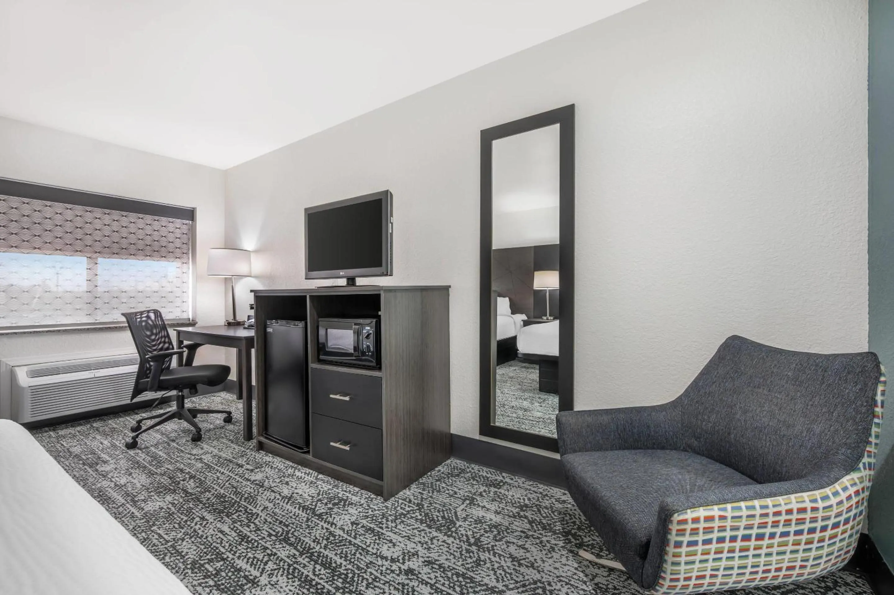 Bedroom, Bed in Sleep Inn