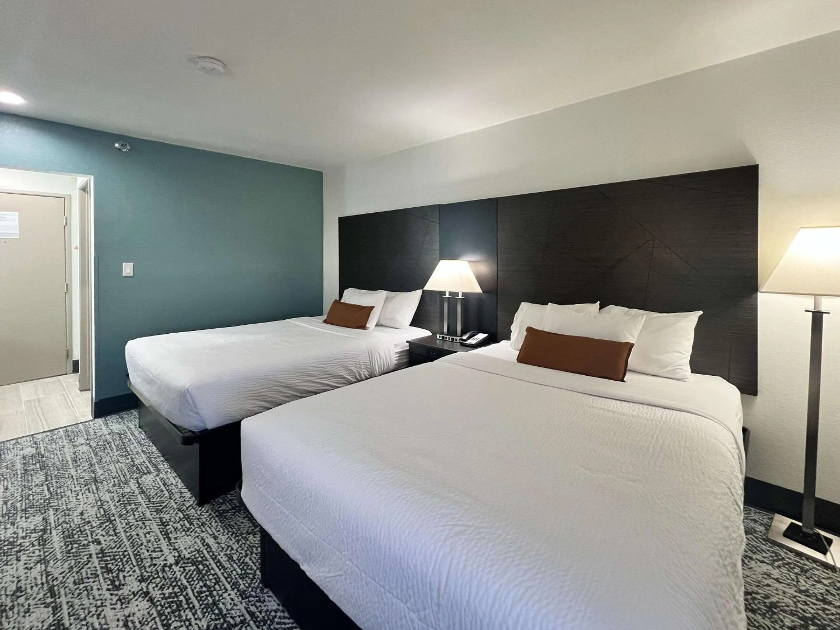 Bedroom, Bed in Sleep Inn