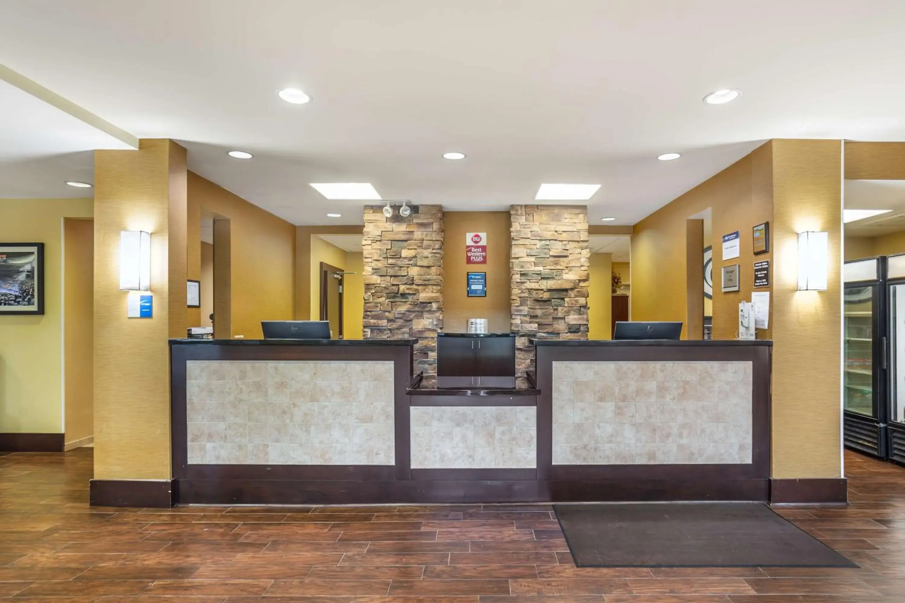 Lobby or reception in Best Western PLUS University Park Inn & Suites Lobby or reception in Best Western PLUS University Park Inn & Suites