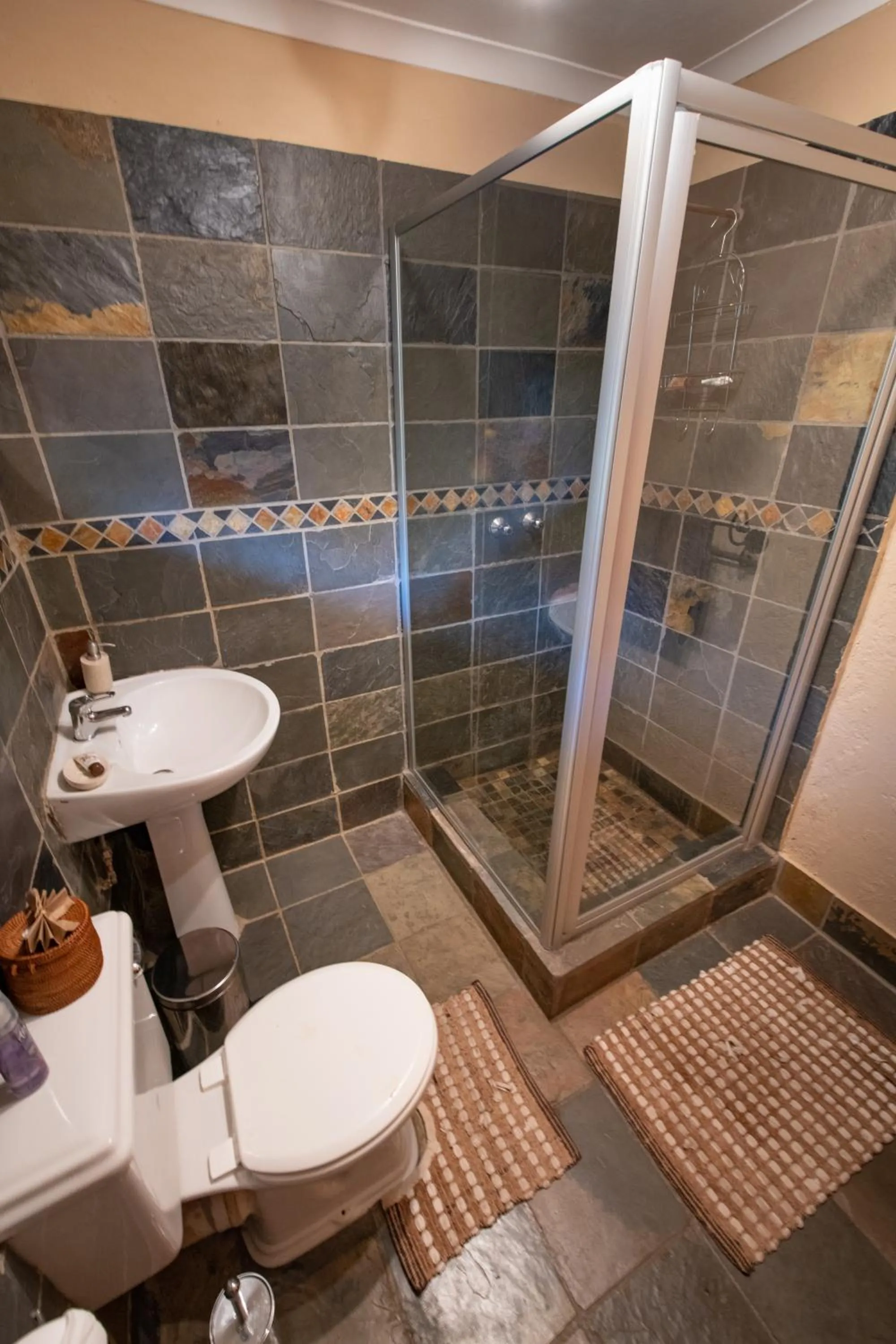 Bathroom in Blyde River Wilderness Lodge