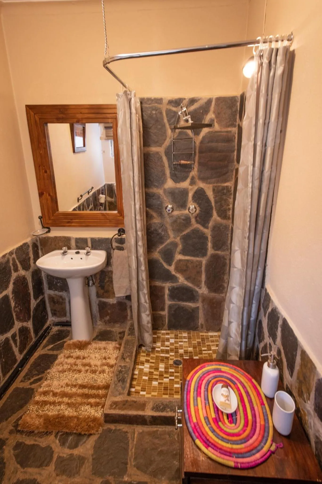 Bathroom in Blyde River Wilderness Lodge