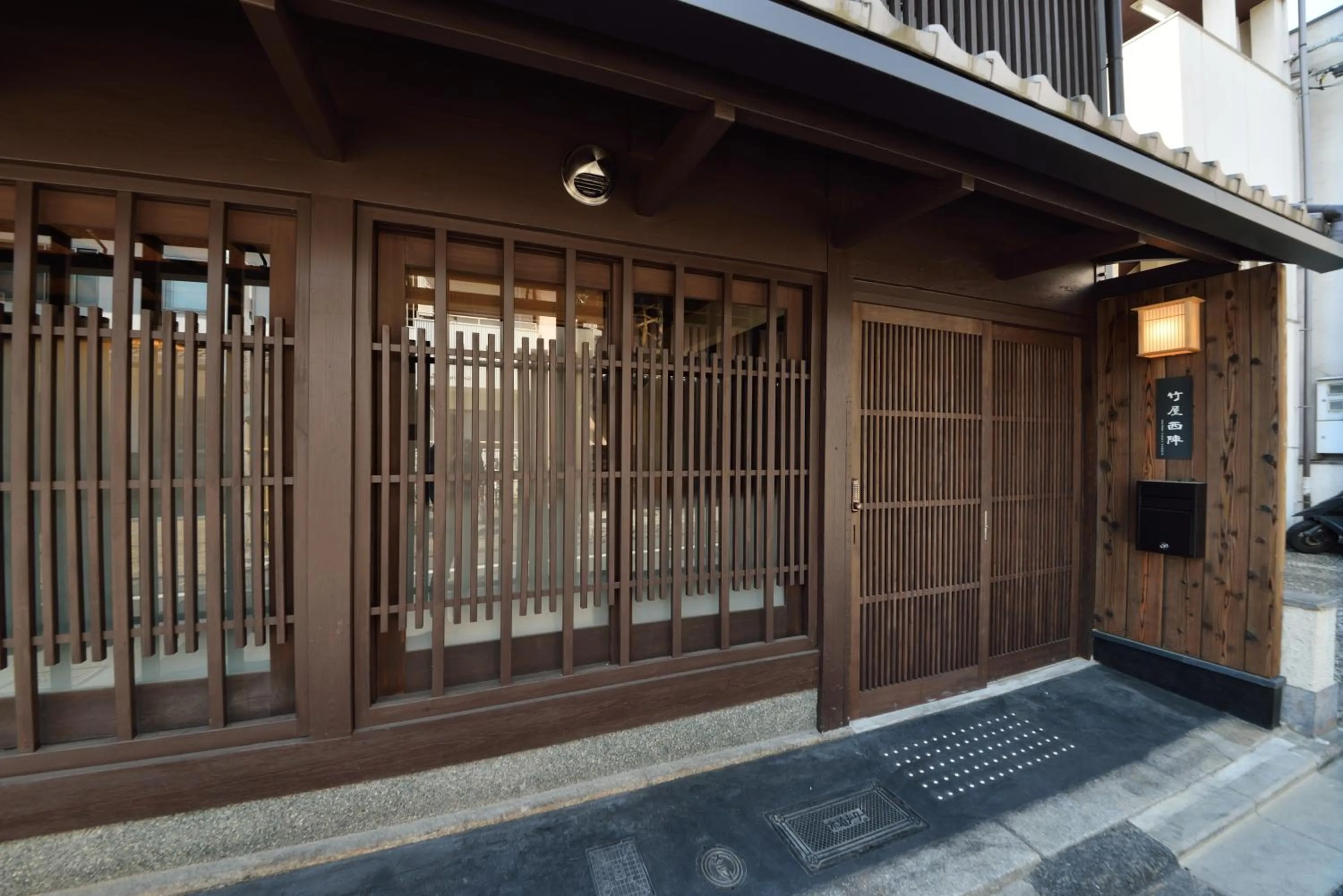 Facade/entrance in Luxury Machiya Takeya Nishijin