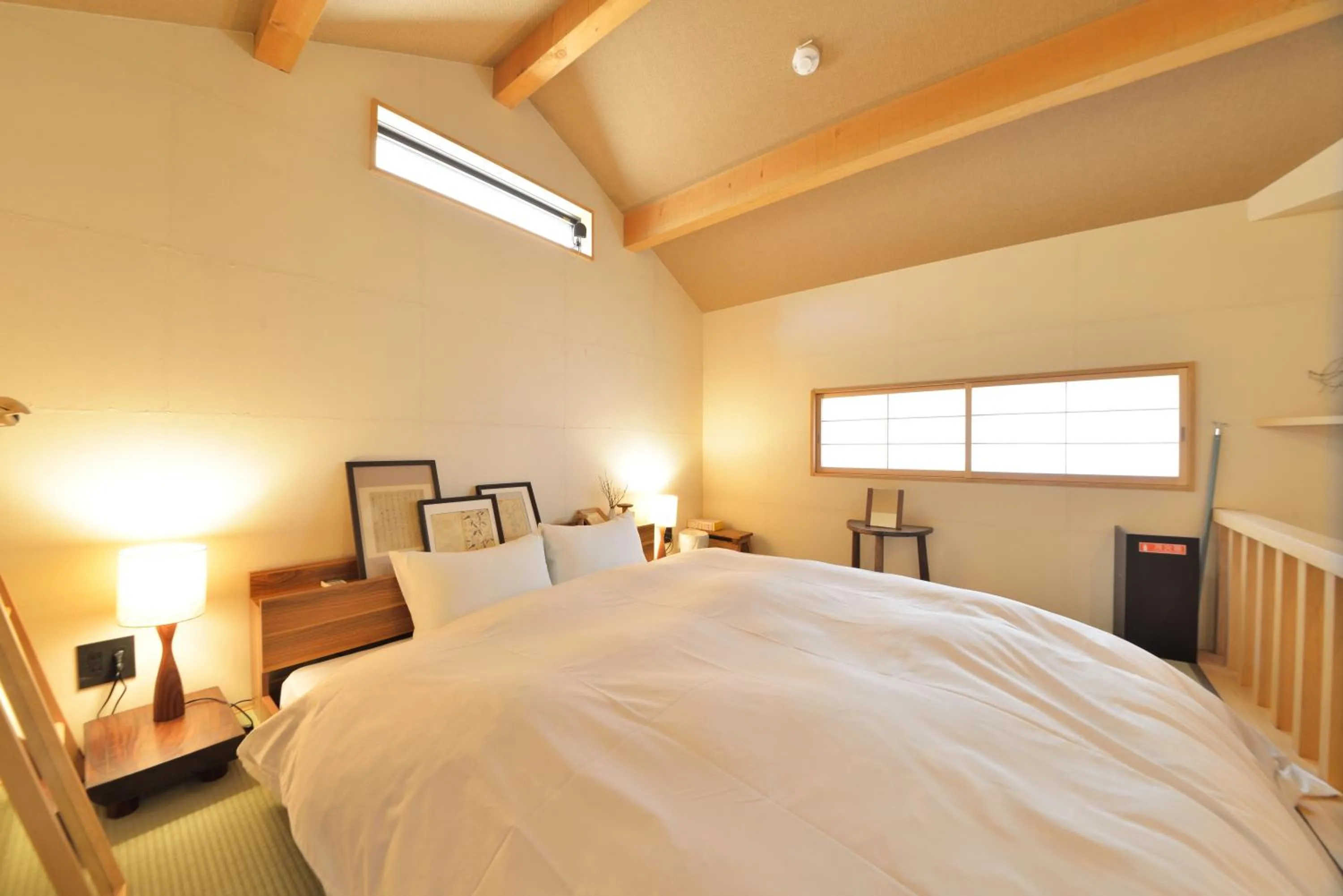 Bed in Luxury Machiya Takeya Nishijin
