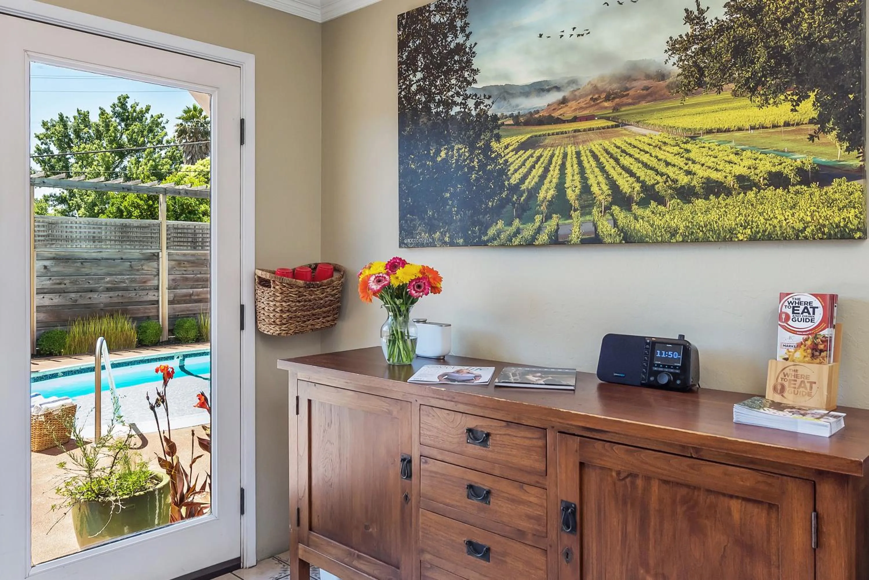 Lobby or reception in Chablis Inn