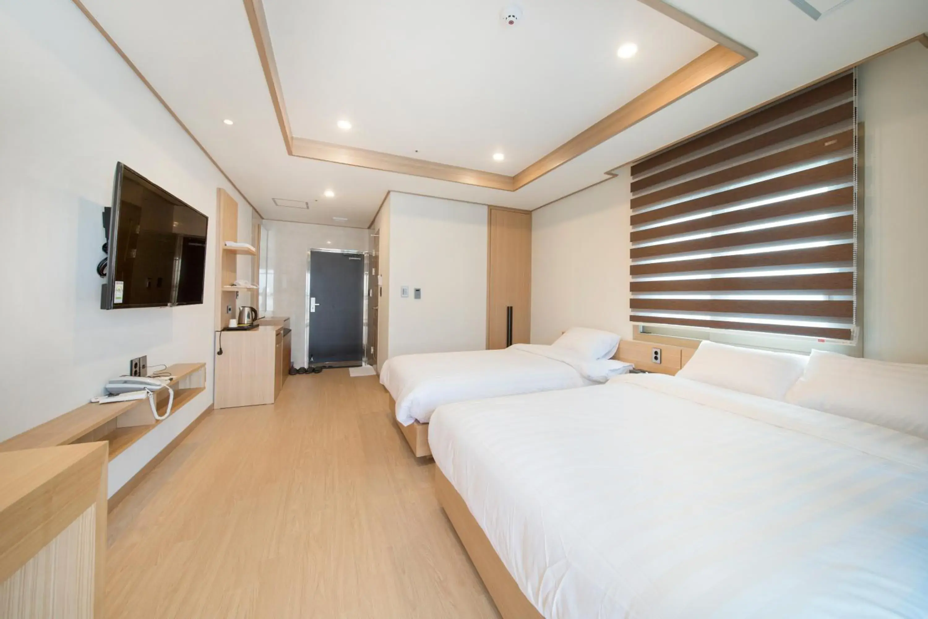 Bed in Hotel Run Bed in Hotel Run