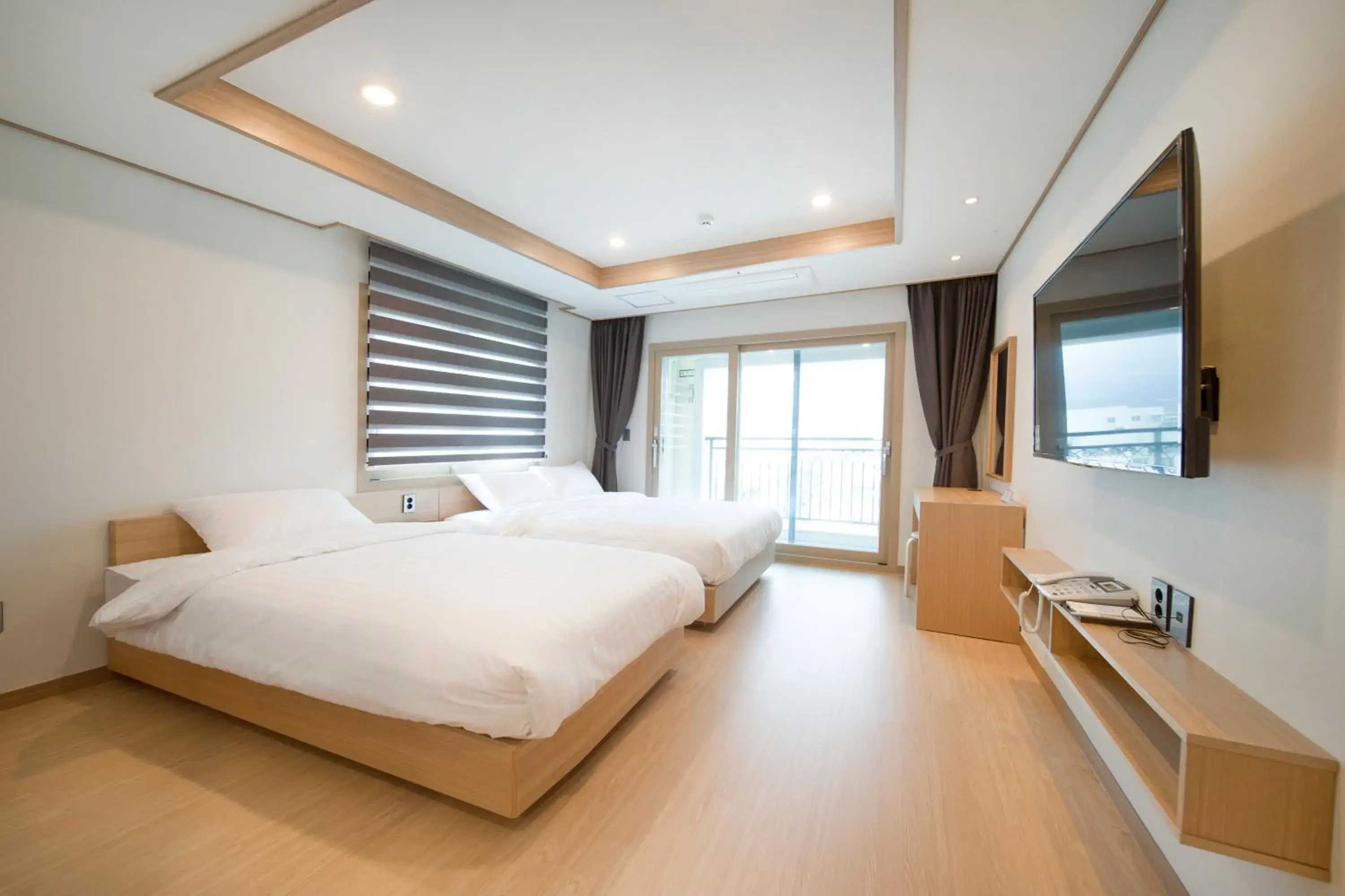 Balcony/Terrace, Bed in Hotel Run Balcony/Terrace, Bed in Hotel Run