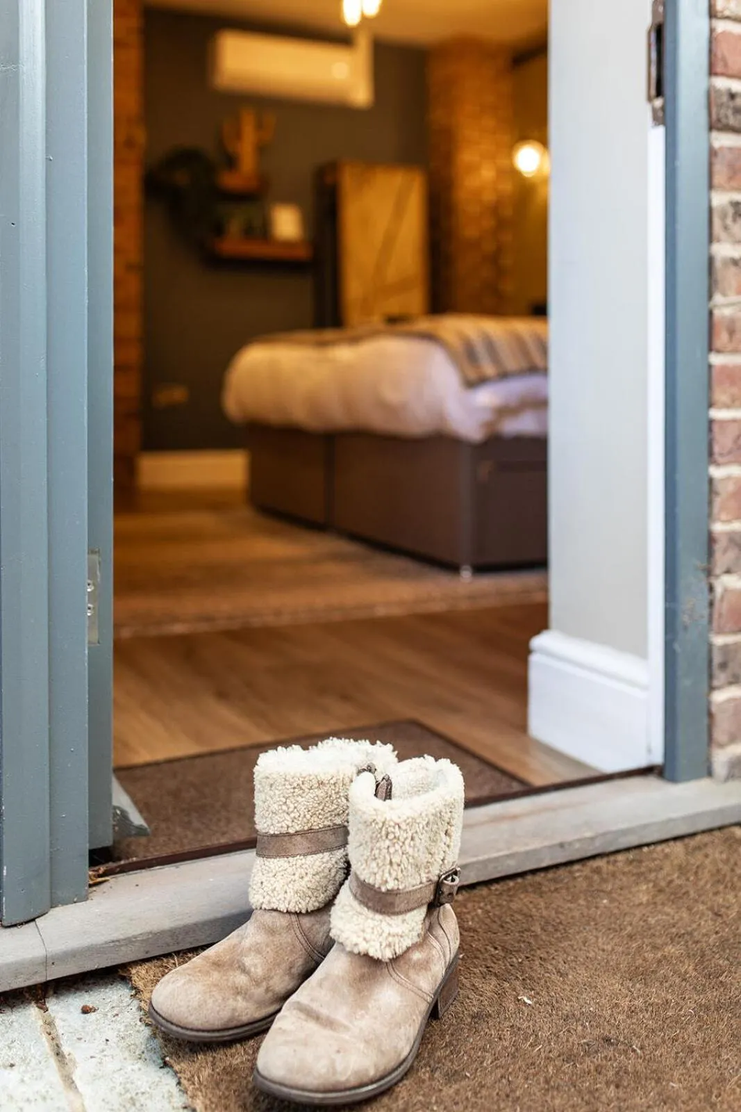 Bedroom, Bed in The Boot Inn