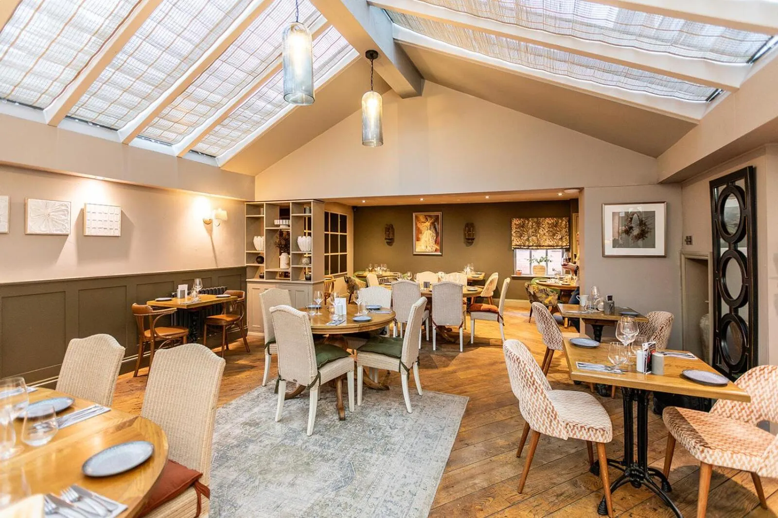 Bedroom in The Boot Inn