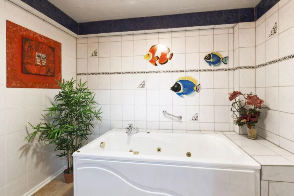 Spa and wellness centre/facilities in Themen Hotel Terrassen Cafe