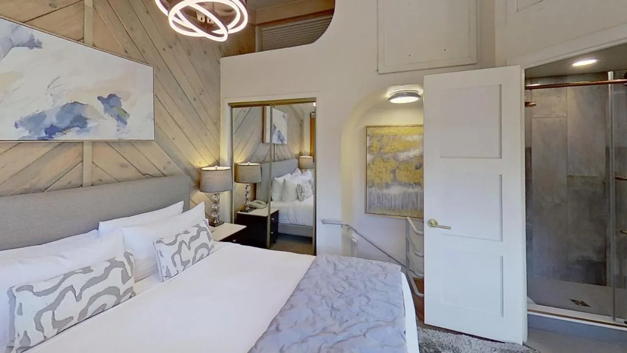 The Crestwood Snowmass Village