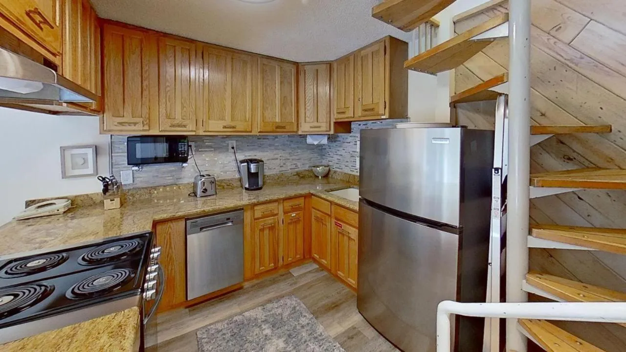 The Crestwood Snowmass Village