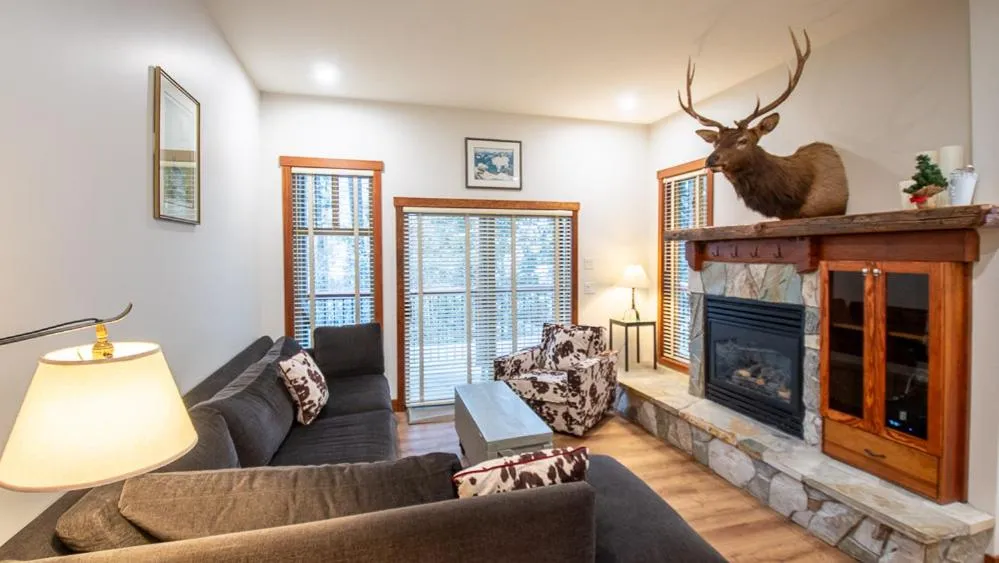 Snow Creek Lodge by Fernie Lodging Co