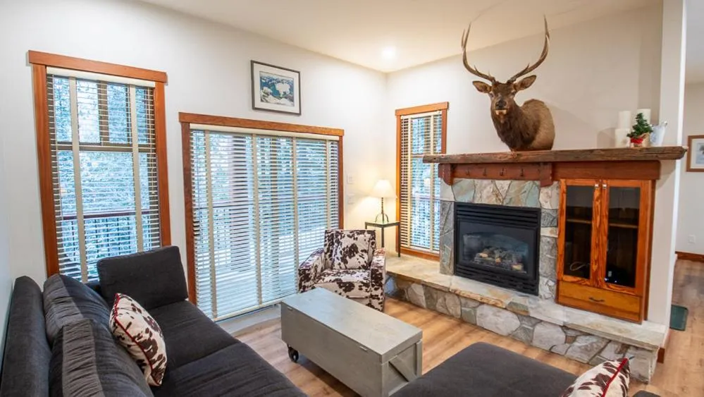 Snow Creek Lodge by Fernie Lodging Co