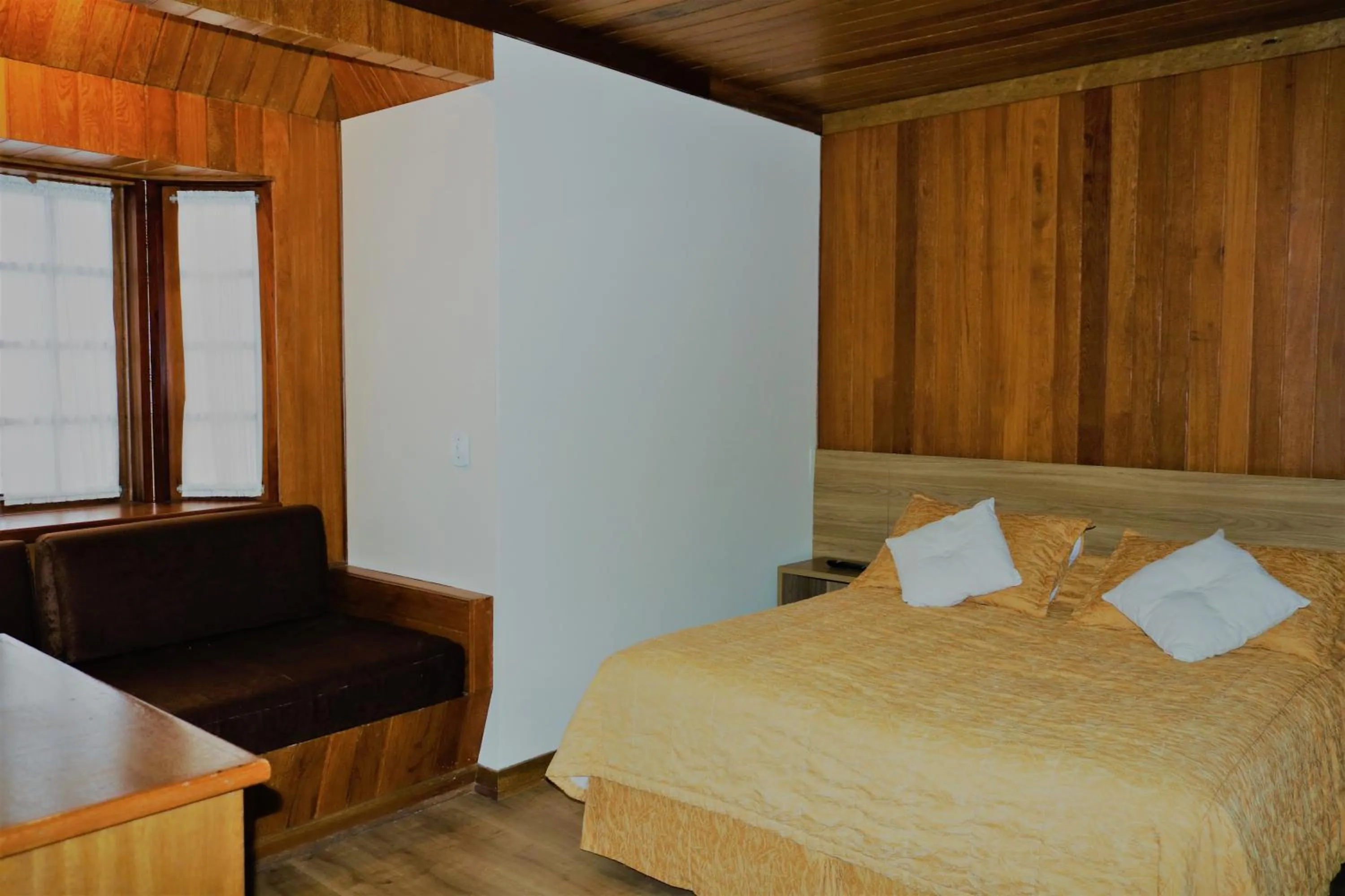 Bedroom, Bed in Hotel Bologna