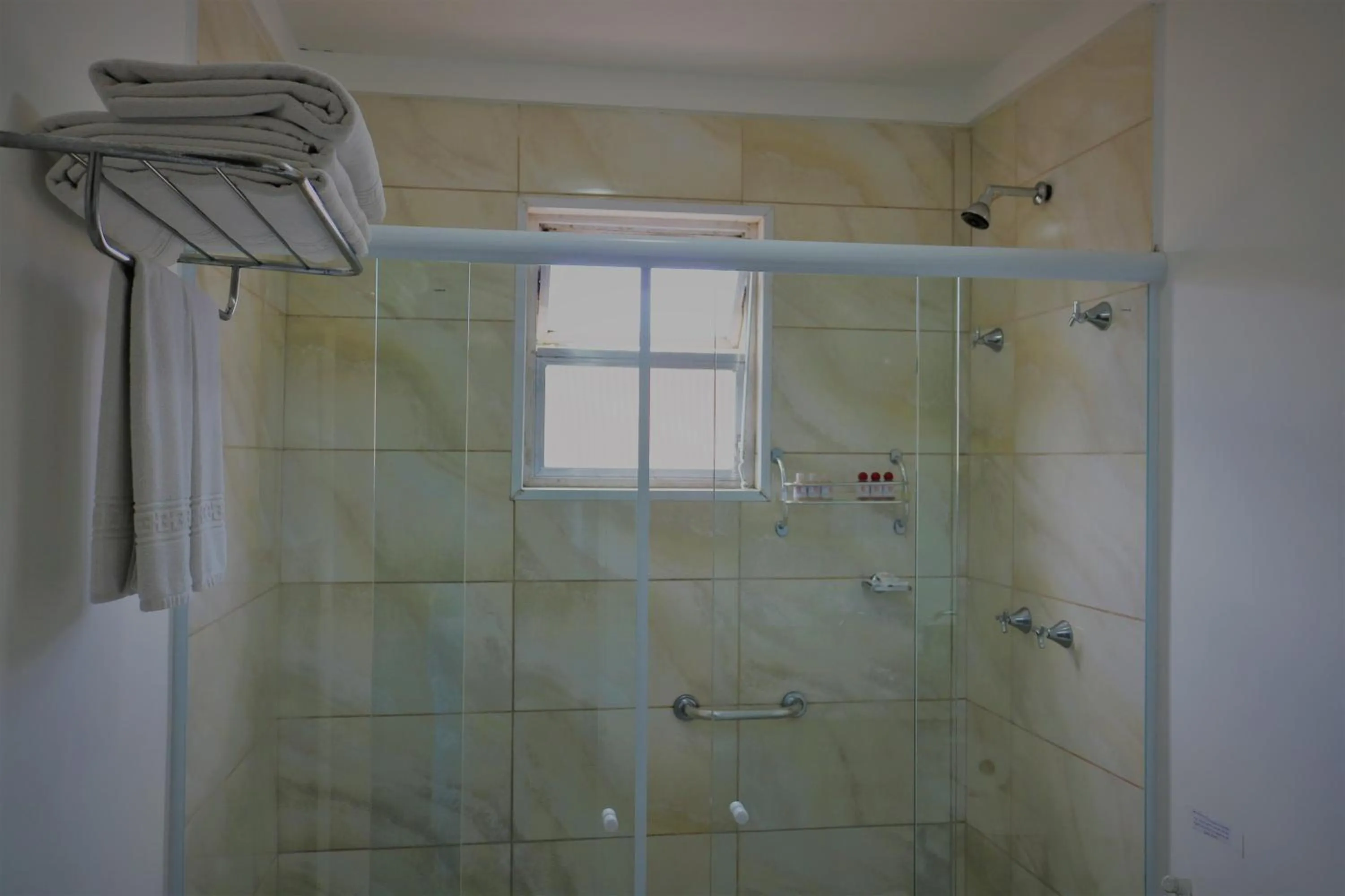 Bathroom in Hotel Bologna