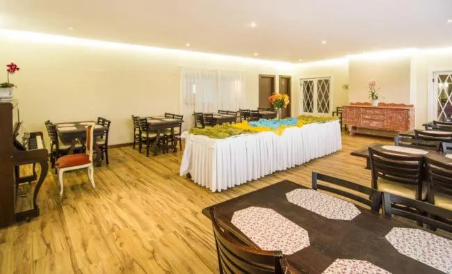 Restaurant/places to eat in Hotel Bologna