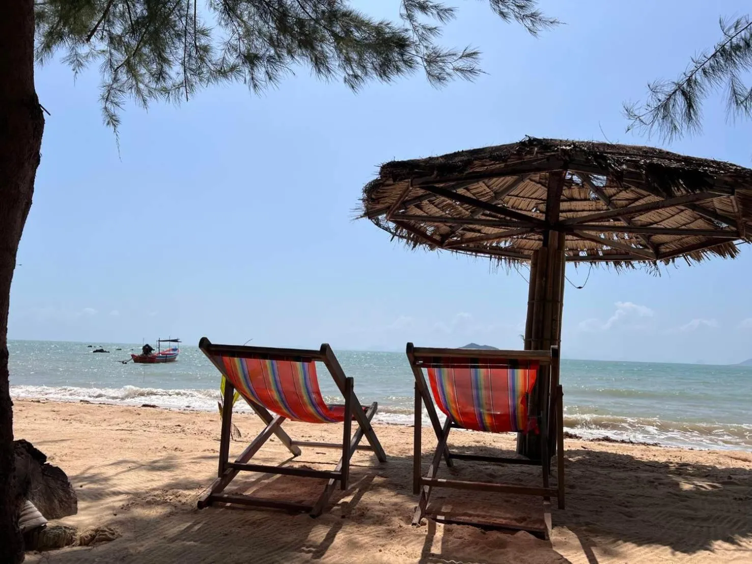 Day in Koh Phaluai Beach Bangalow