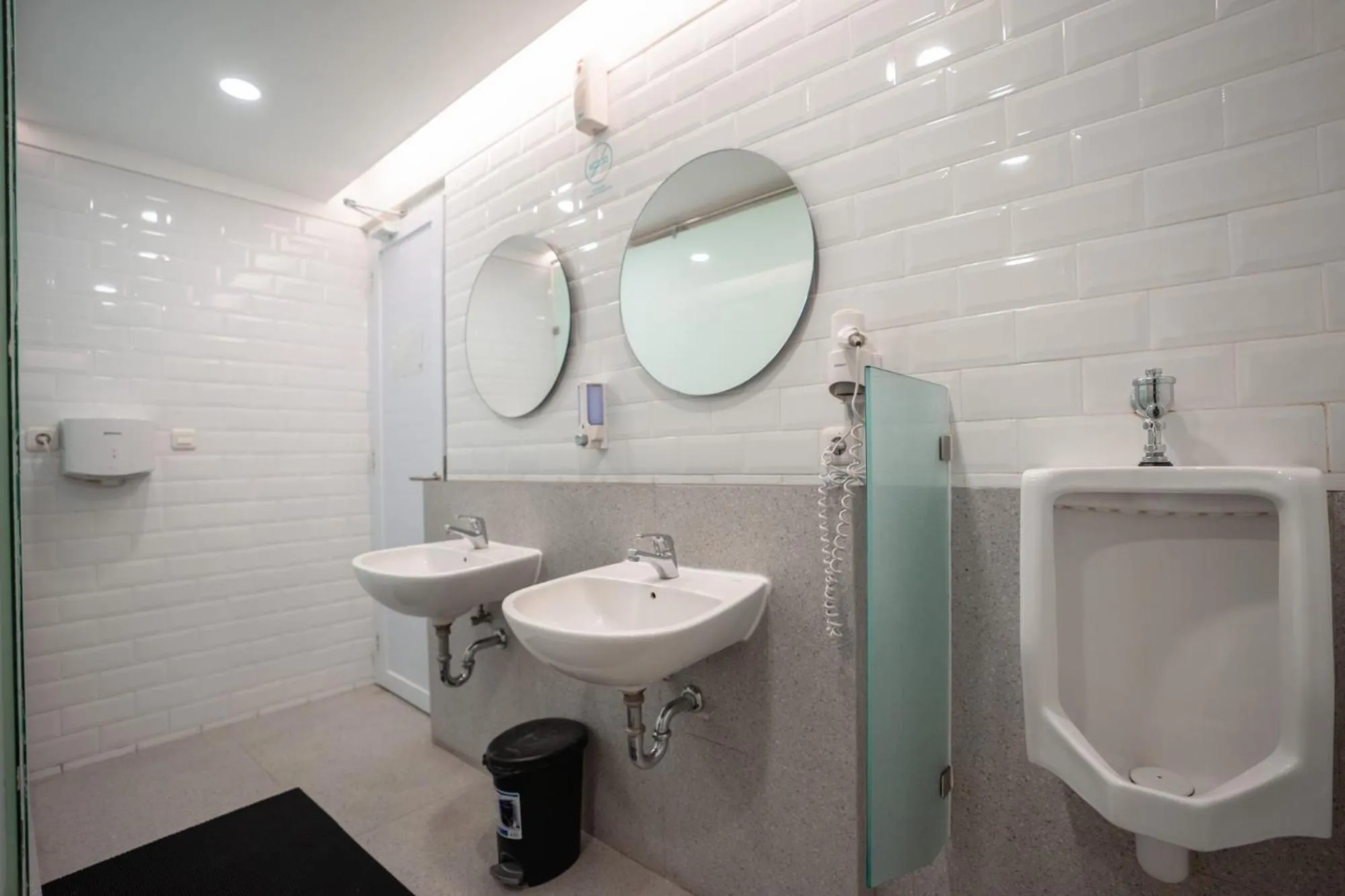 Bathroom in Bobopod Paskal, Bandung