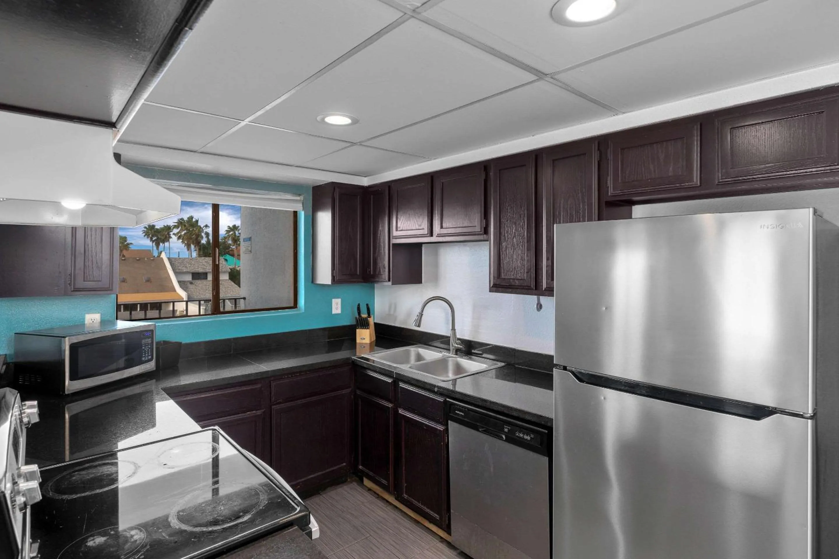 Bedroom in WindWater Hotel and Marina