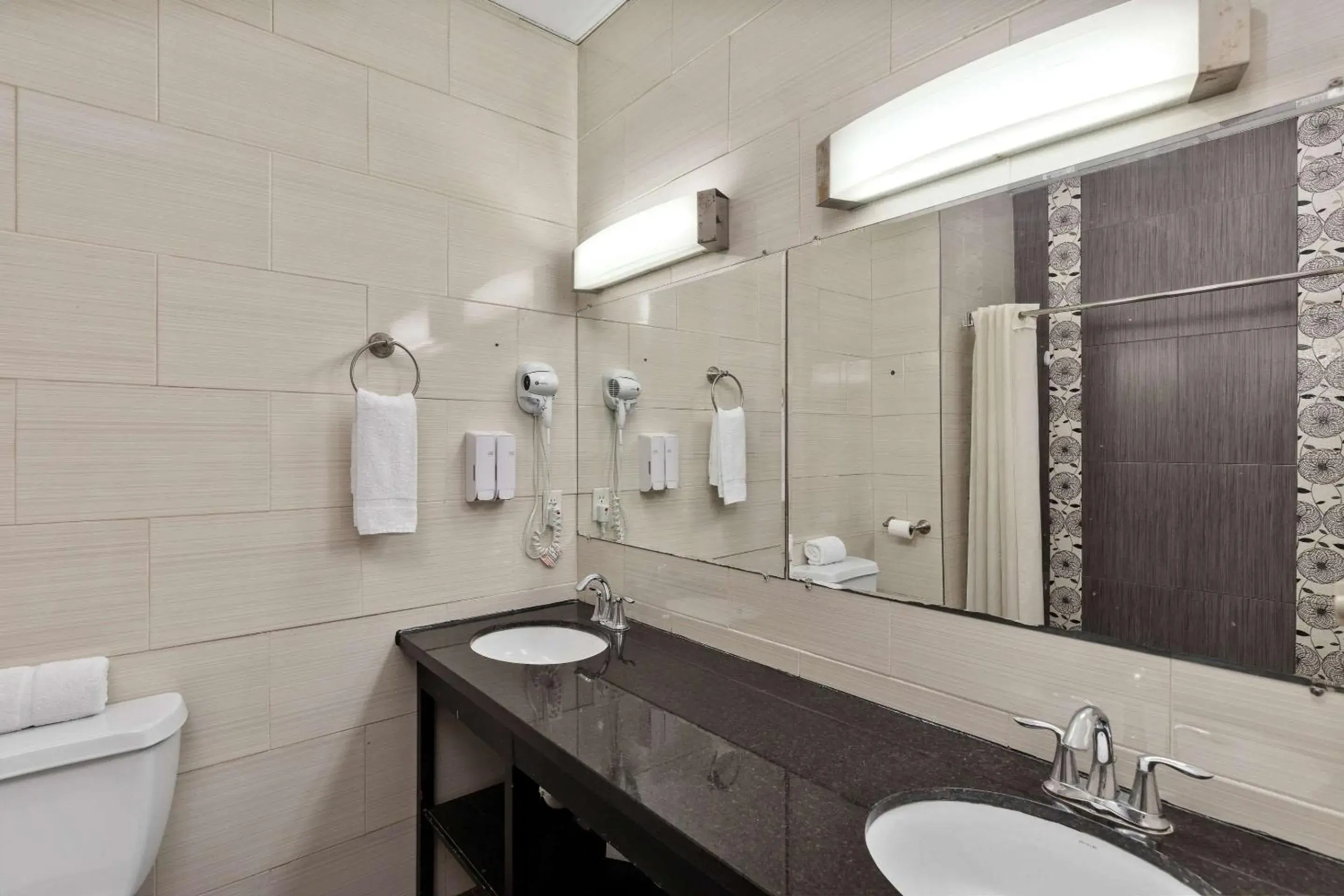 Bedroom in WindWater Hotel and Marina Bedroom in WindWater Hotel and Marina