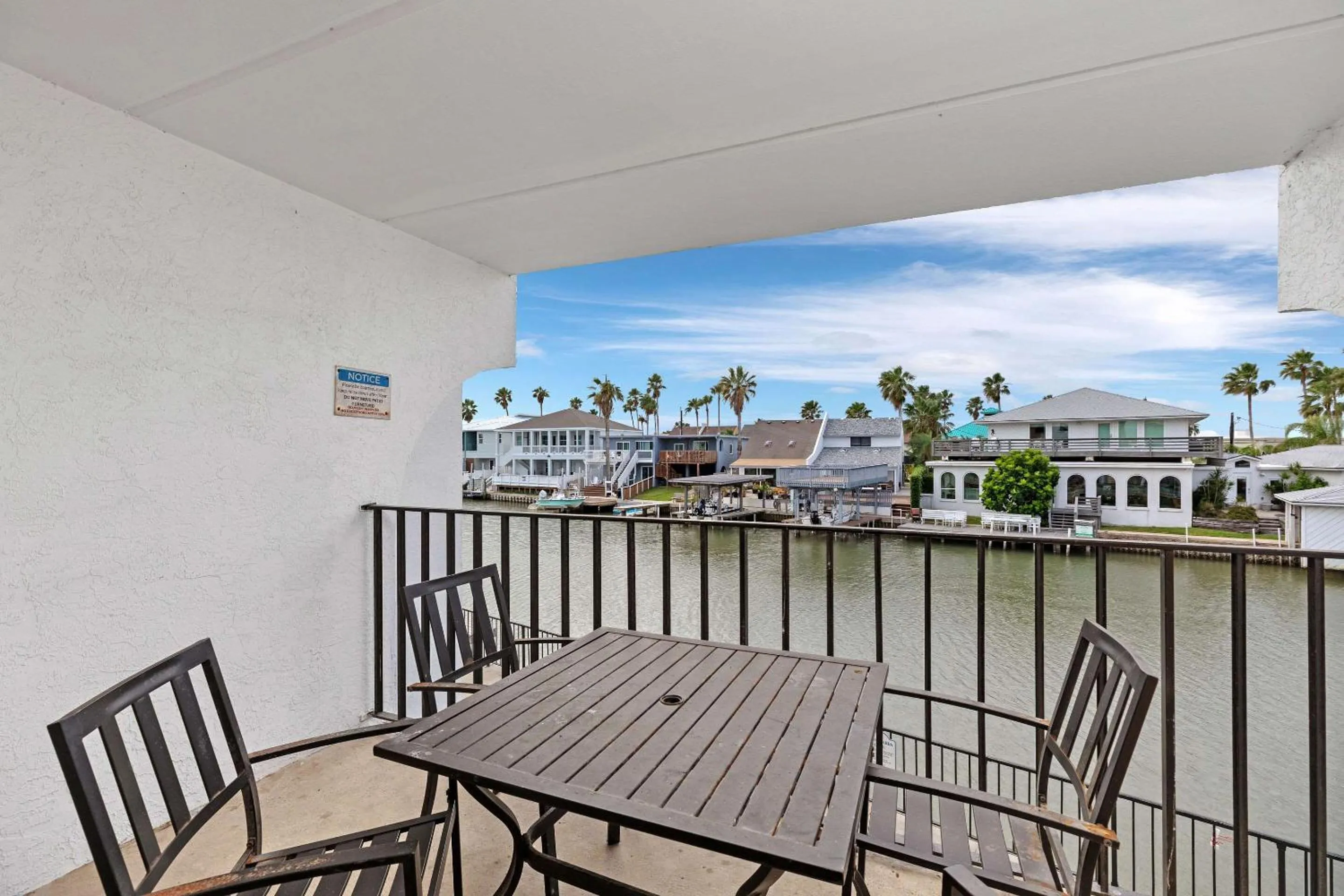Bedroom in WindWater Hotel and Marina
