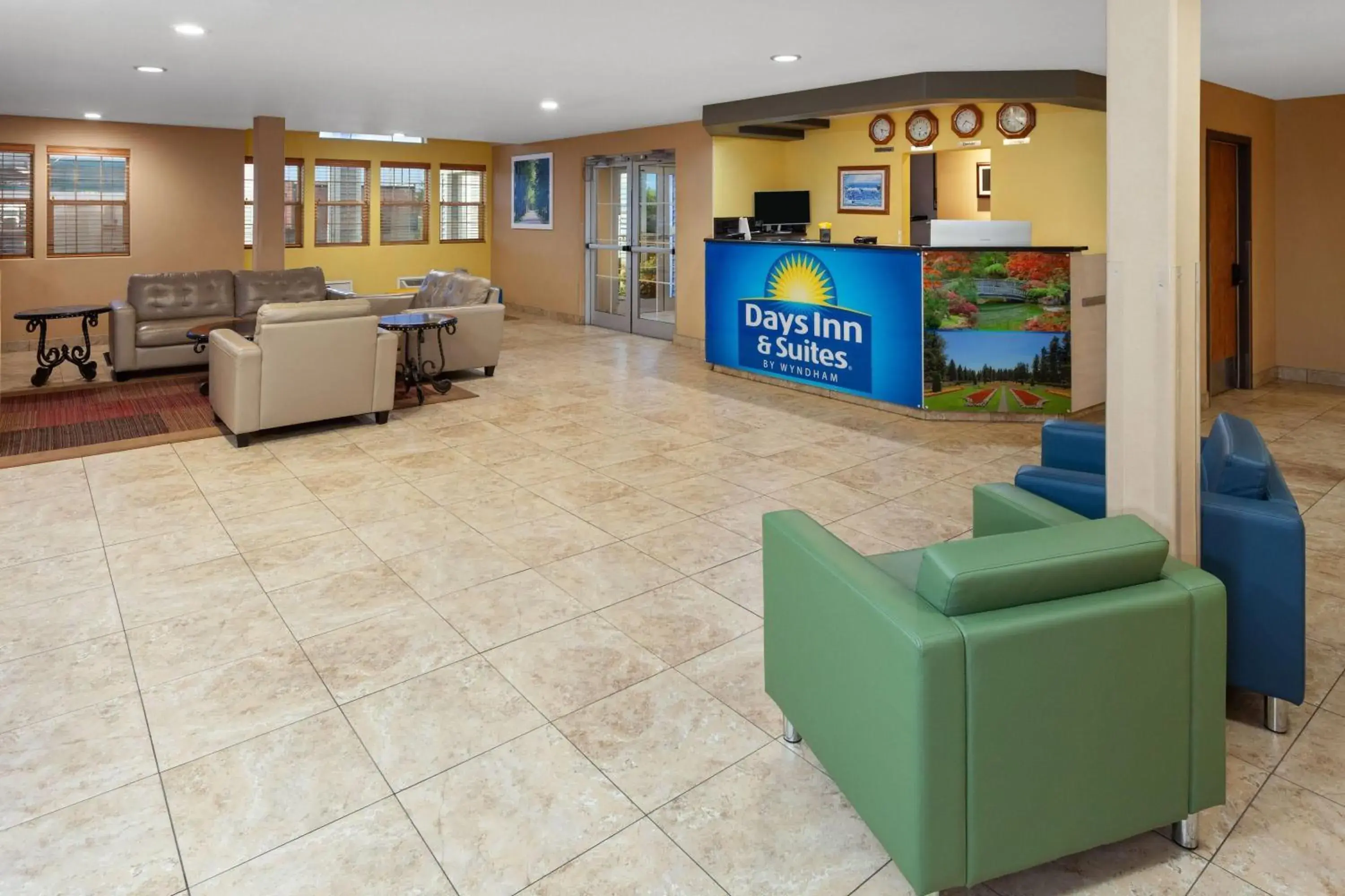 Lobby or reception in Days Inn & Suites by Wyndham Spokane Airport Airway Heights Lobby or reception in Days Inn & Suites by Wyndham Spokane Airport Airway Heights