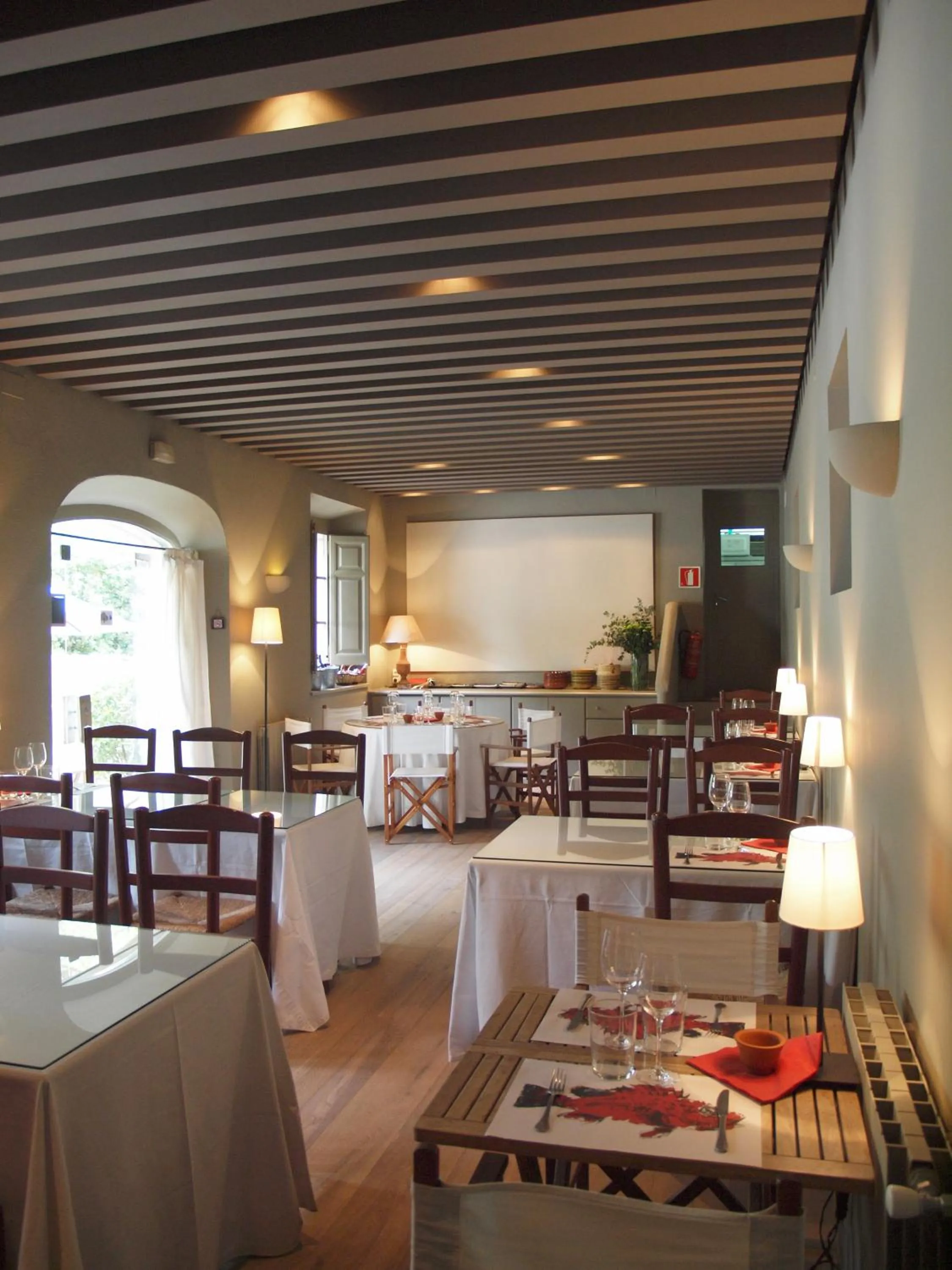 Restaurant/places to eat in Hostal Sa Rascassa