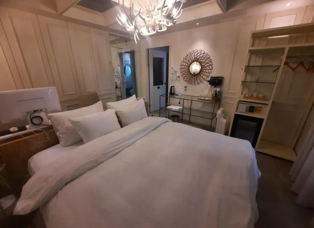 SongJeong Lesign Hotel