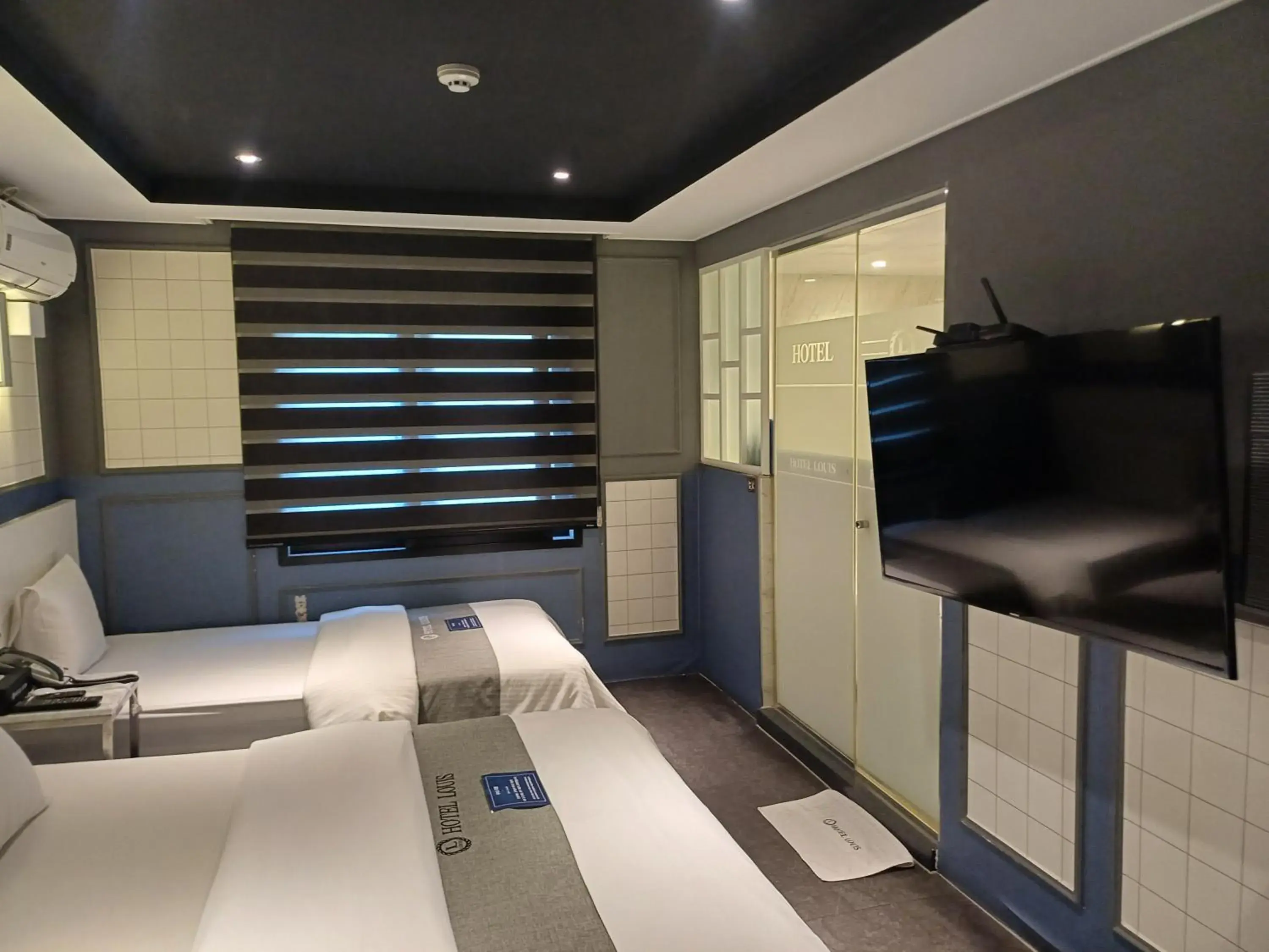 Living room in Louis Hotel Living room in Louis Hotel