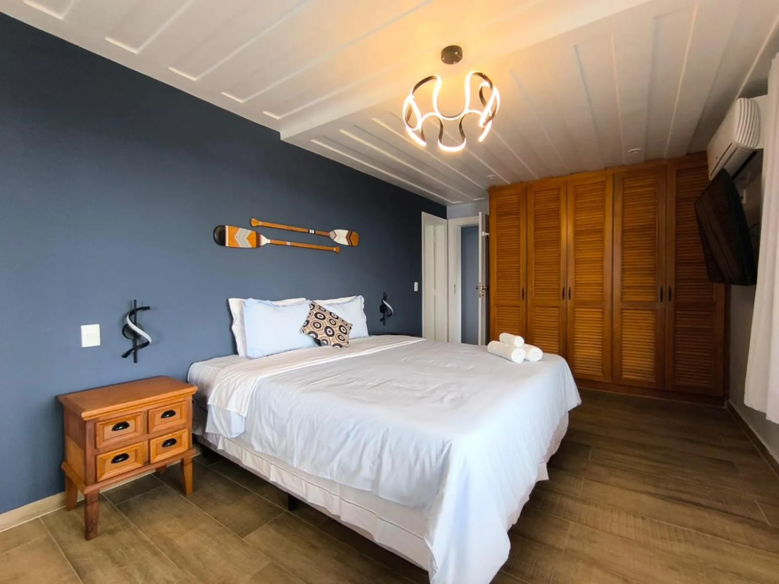 Bed in Pousada Santorini