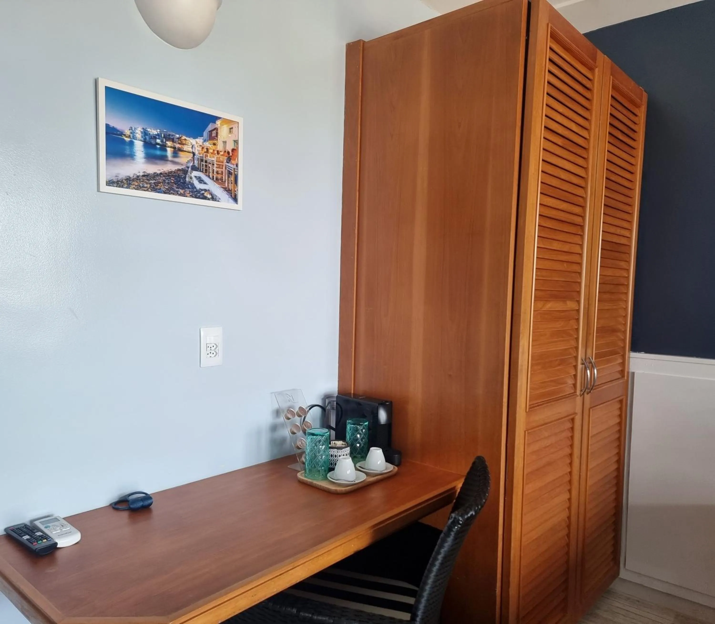 Coffee/tea facilities in Pousada Santorini