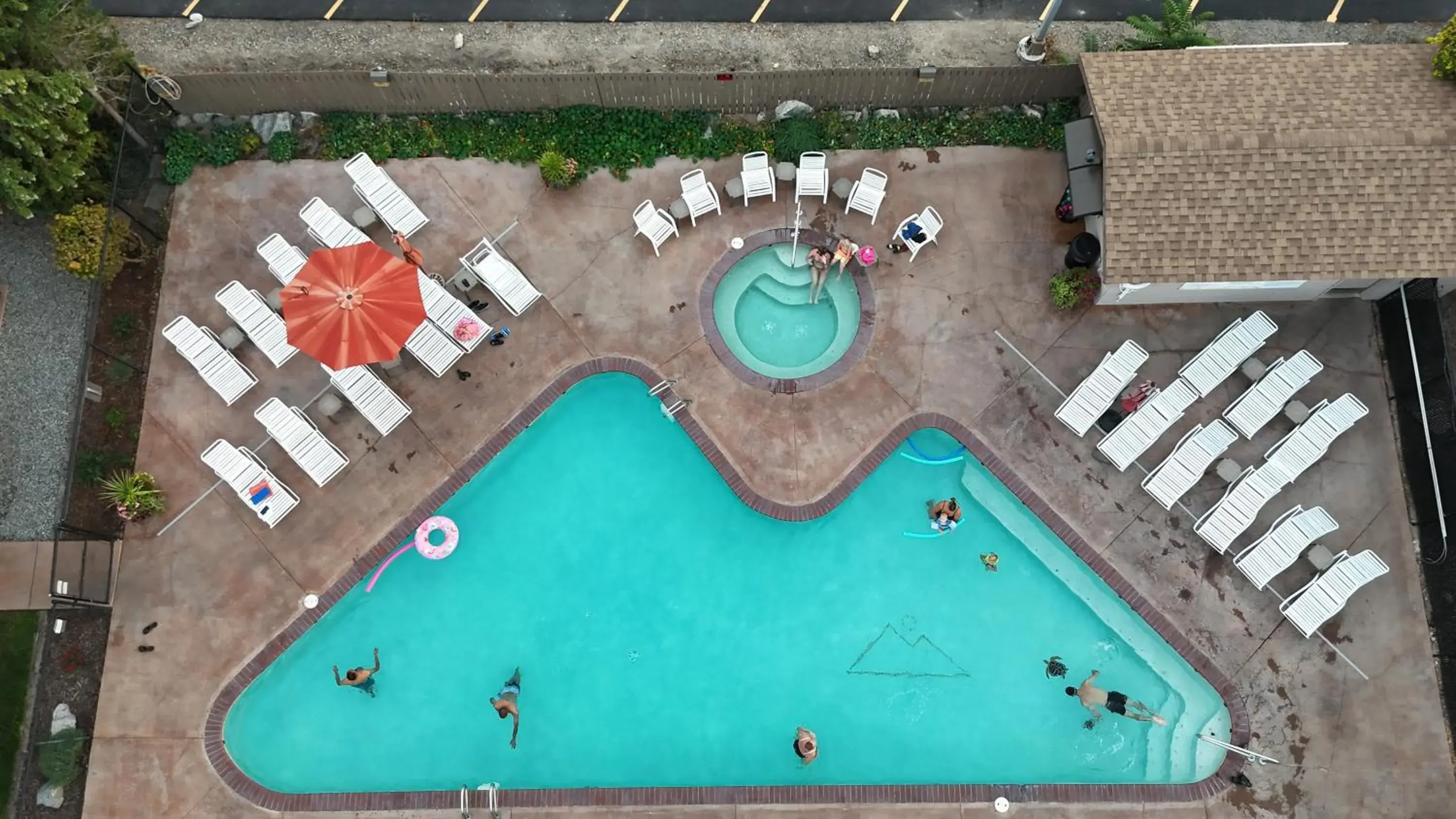 Family Suite Pet Friendly in Mountain View Lodge Family Suite Pet Friendly in Mountain View Lodge