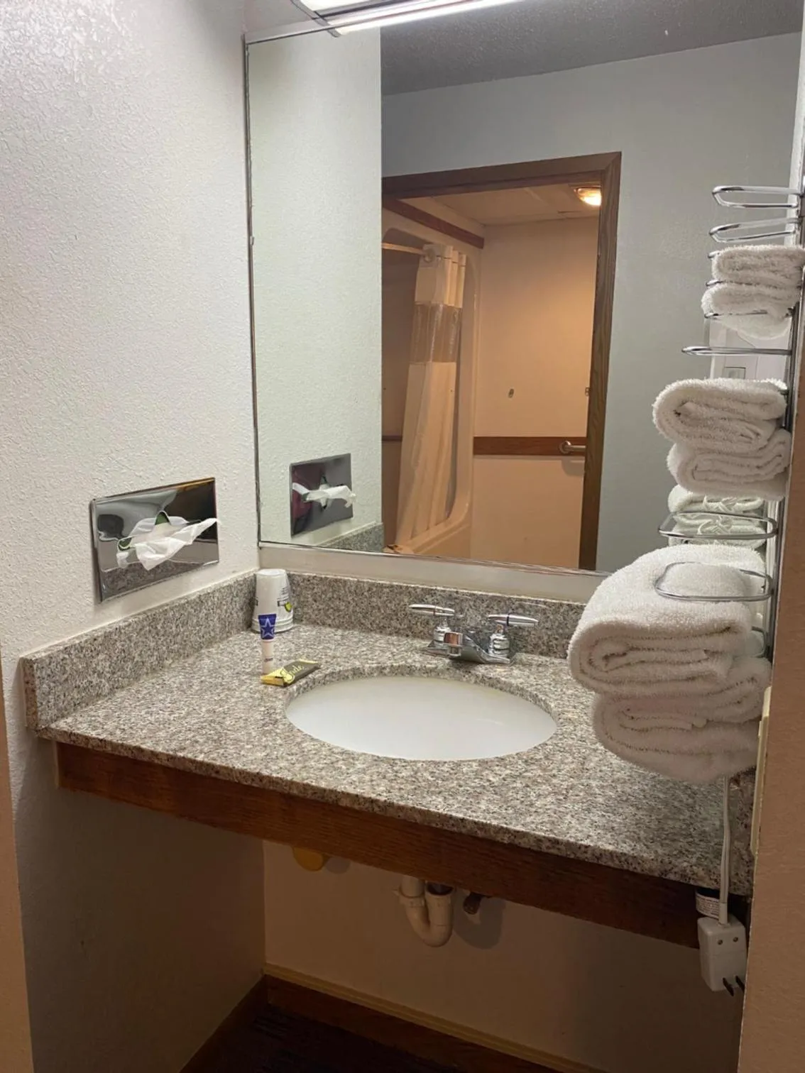 Bathroom in Americas Best Value Inn Champaign