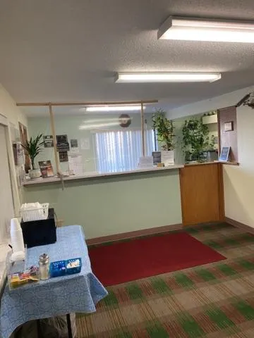 Staff in Americas Best Value Inn Champaign