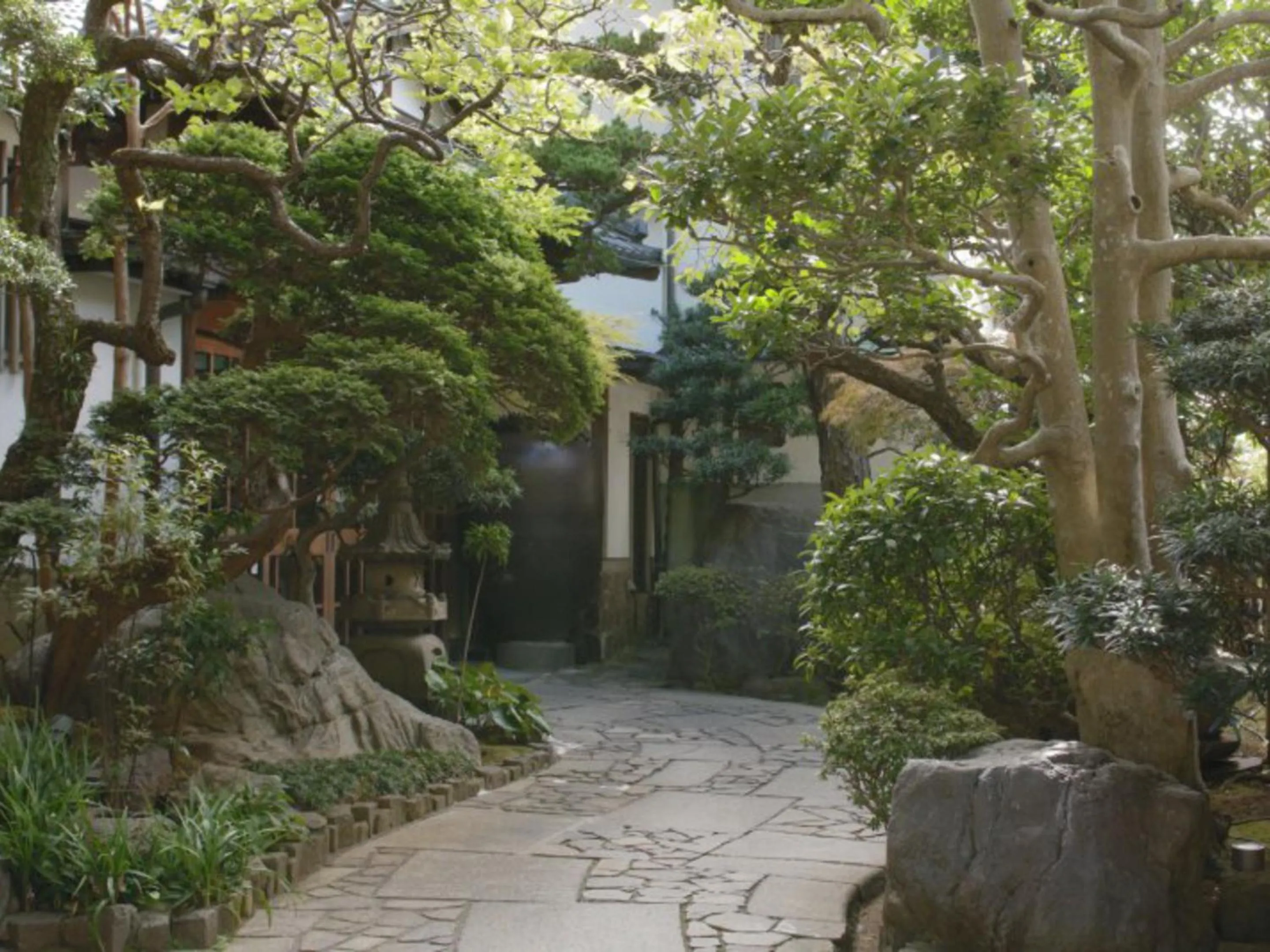 Facade/entrance in Atami Onsen Sakuraya Ryokan