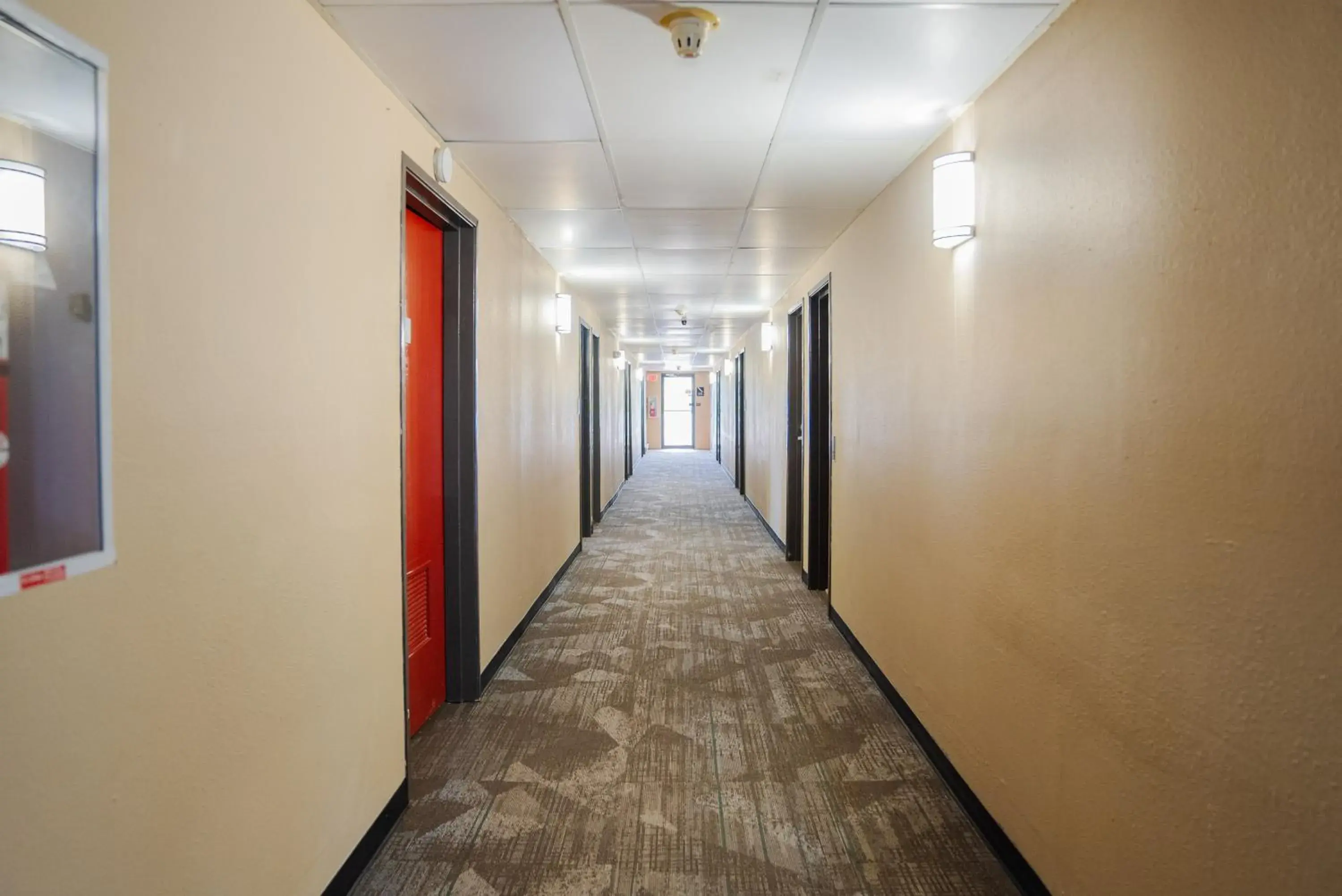 Lobby or reception in Motel 6 Litchfield, IL Lobby or reception in Motel 6 Litchfield, IL