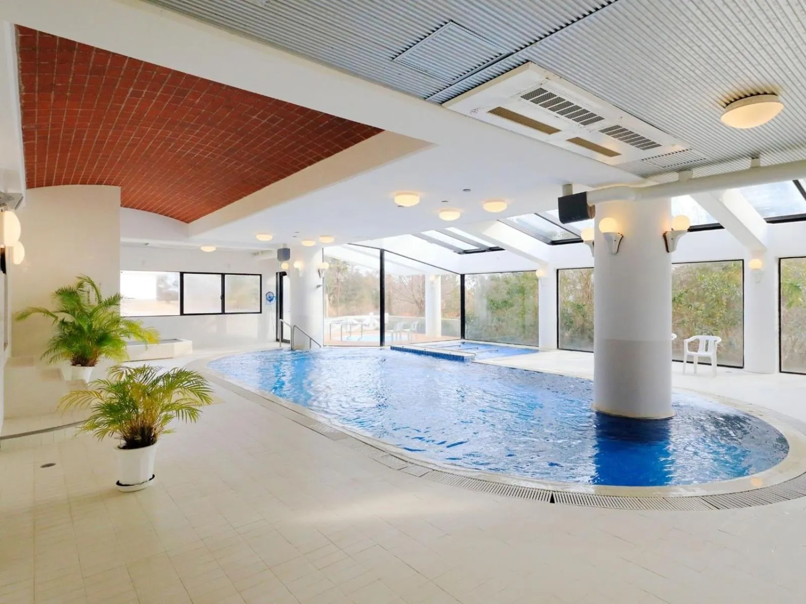 Swimming pool in Resort Hotel Umibe no Kajuen