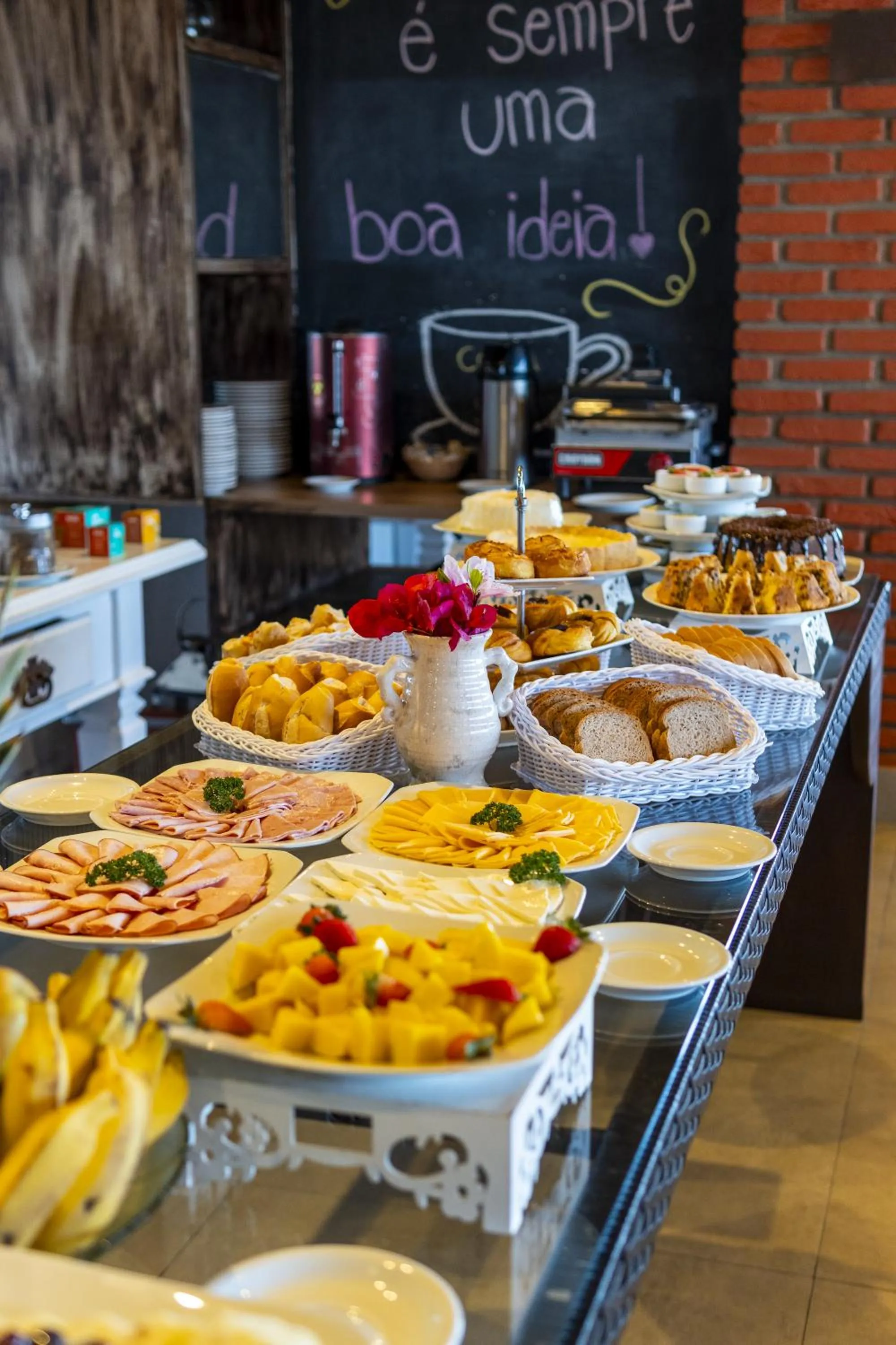 Buffet breakfast in Costa do Sol Boutique Hotel