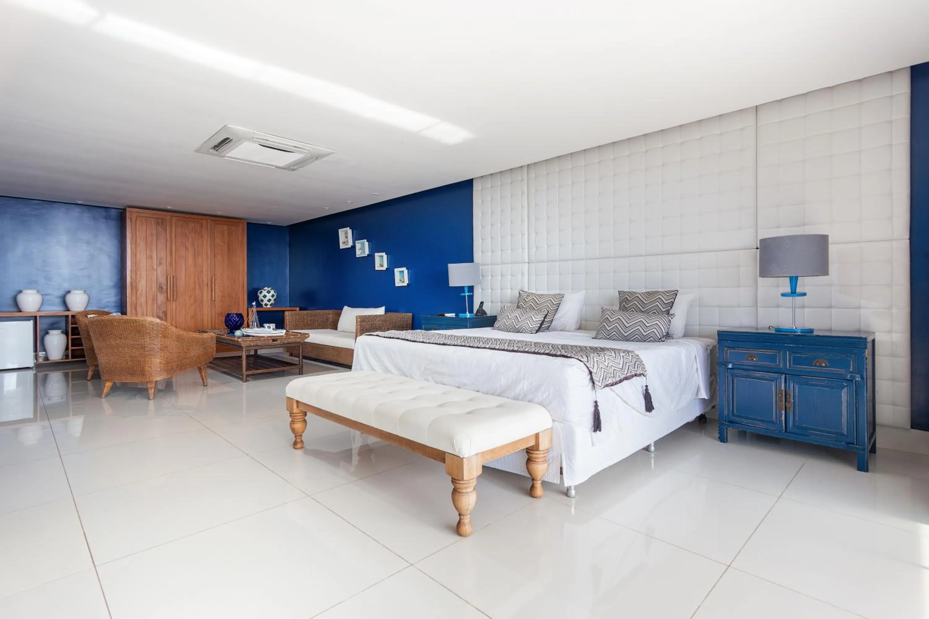 Bed in Costa do Sol Boutique Hotel