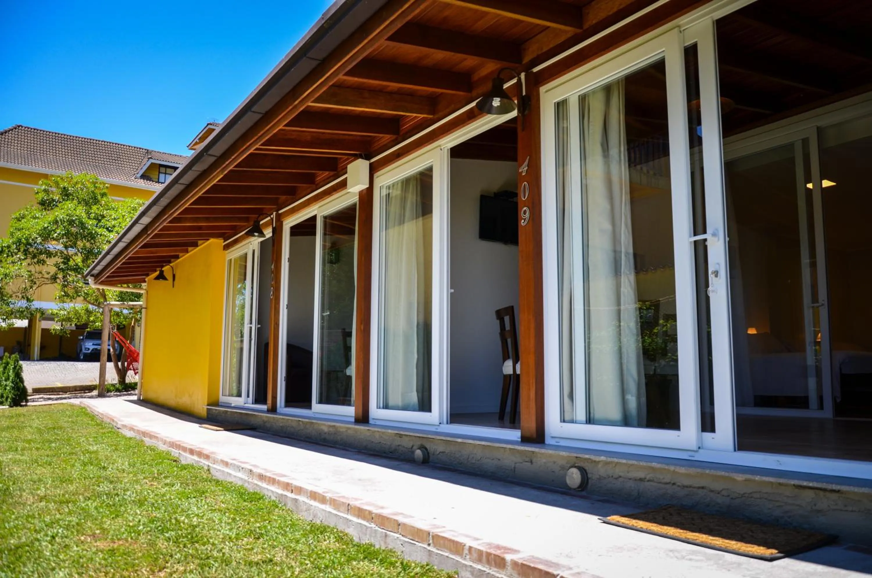 Facade/entrance in Pousada Borô