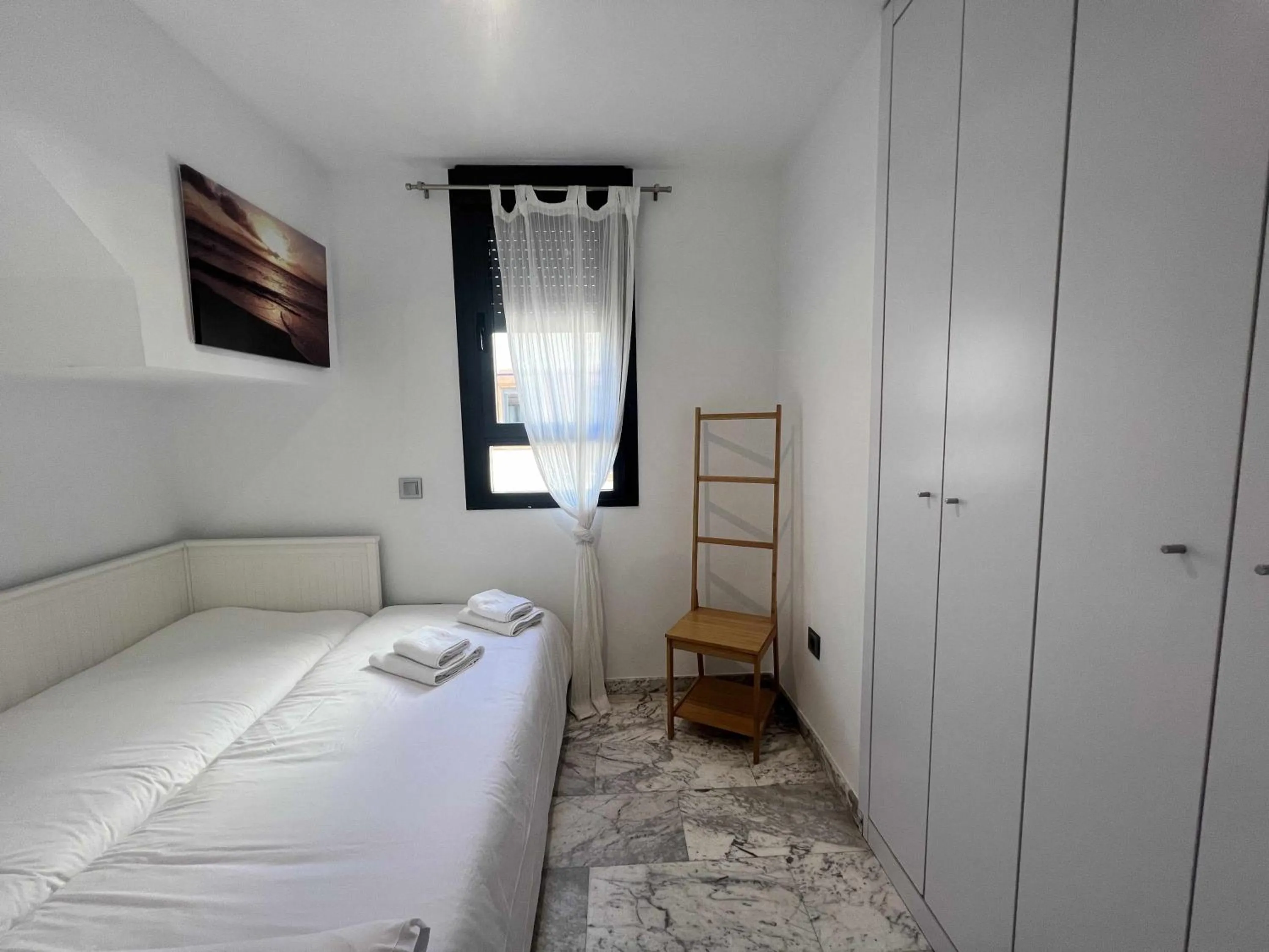 Photo of the whole room, Bed in Ático San Bernardo Terraza y Parking Incluido