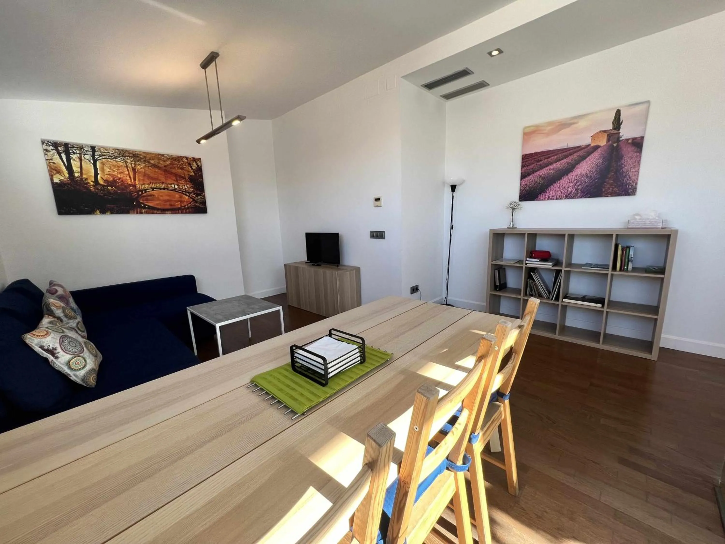 Living room in Ático San Bernardo Terraza y Parking Incluido