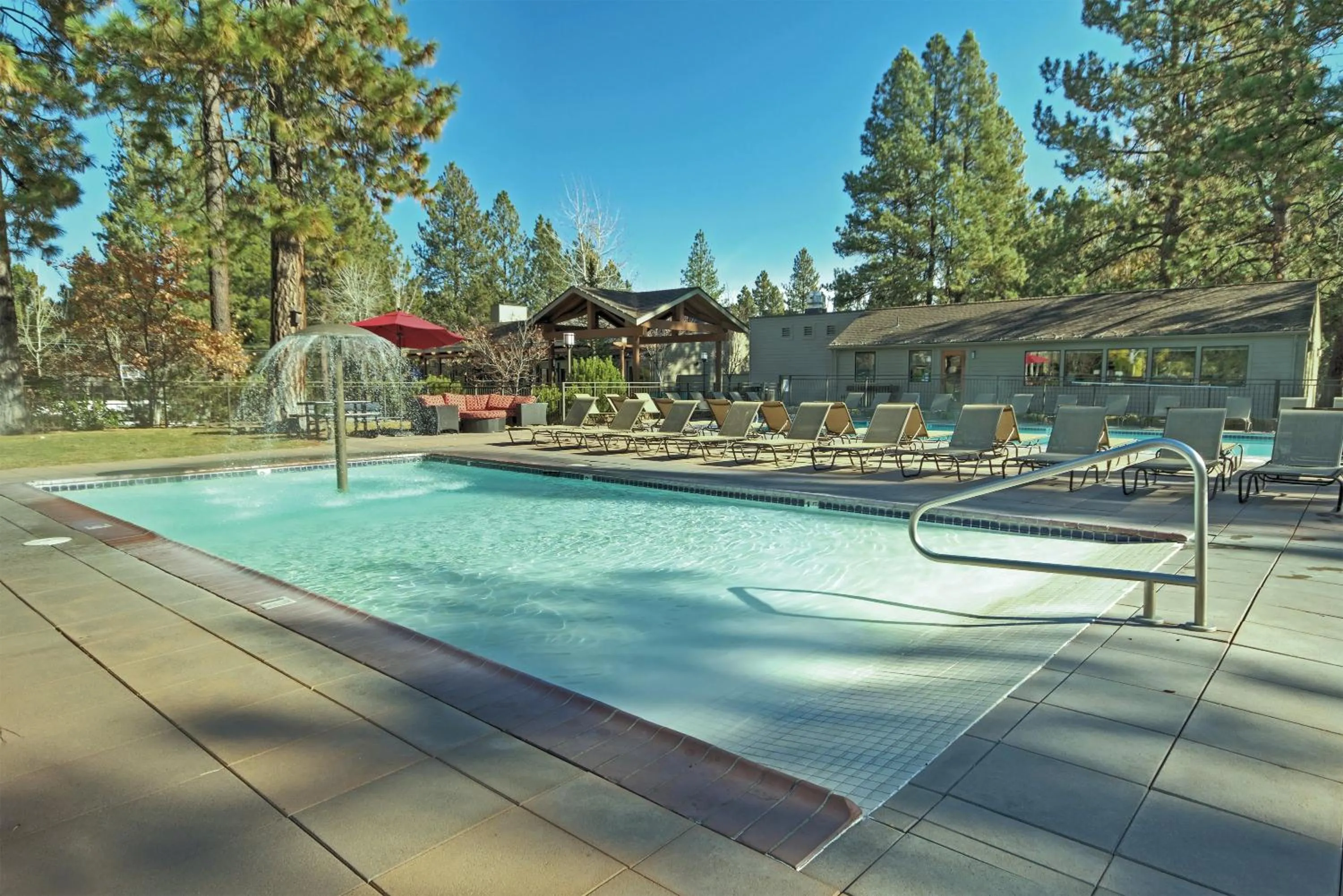 Swimming pool in Seventh Mountain Resort