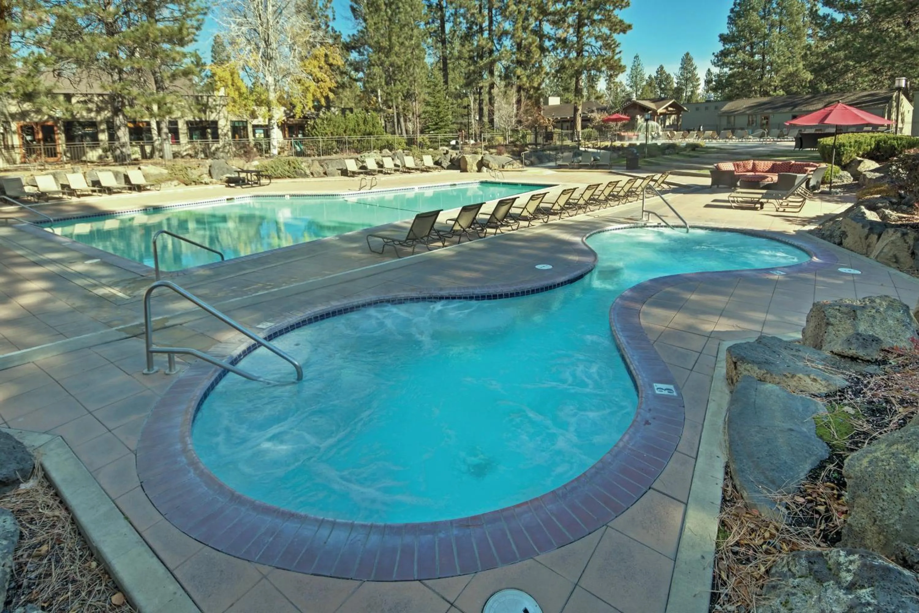 Swimming pool in Seventh Mountain Resort