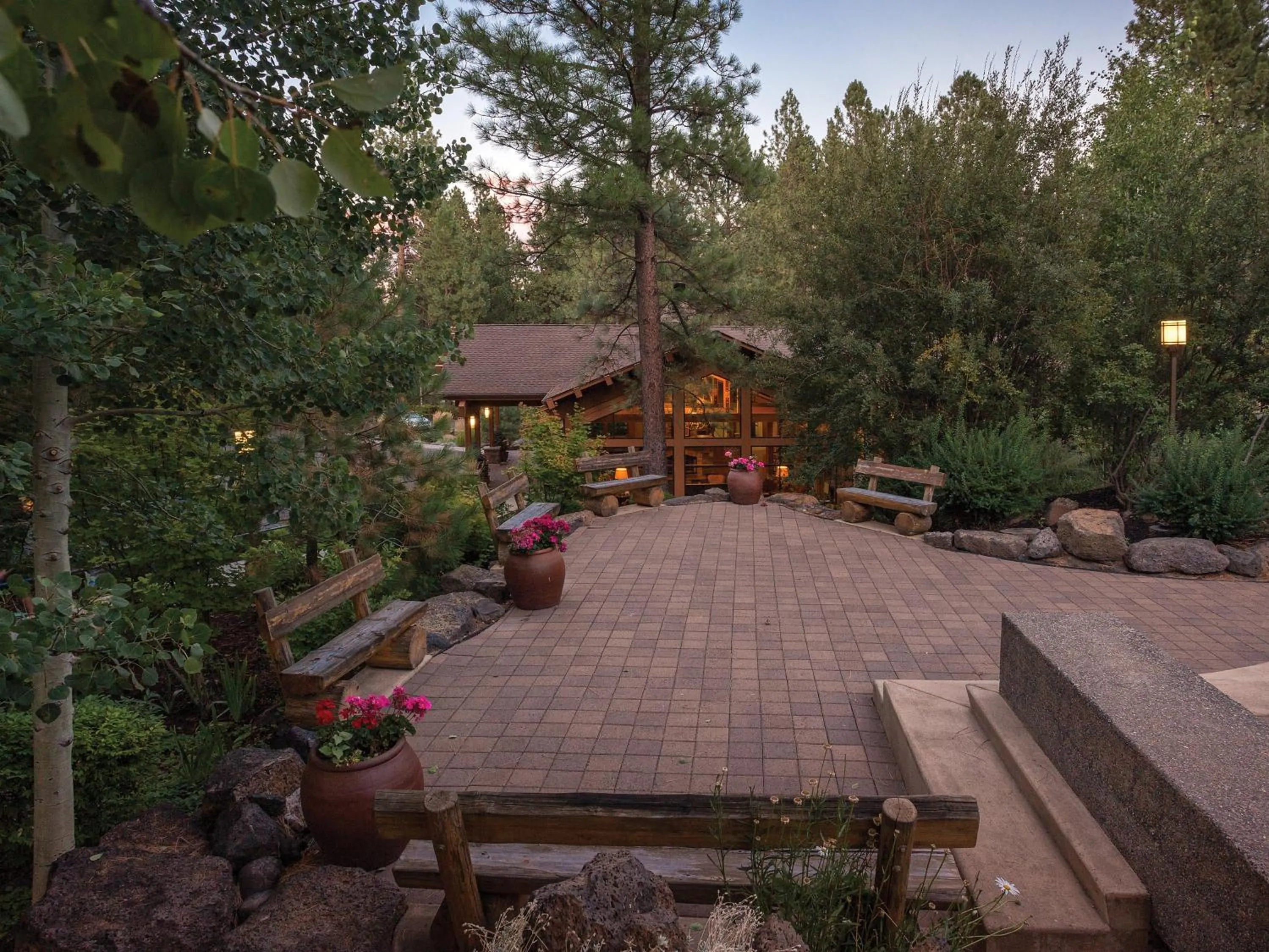 Inner courtyard view in Seventh Mountain Resort