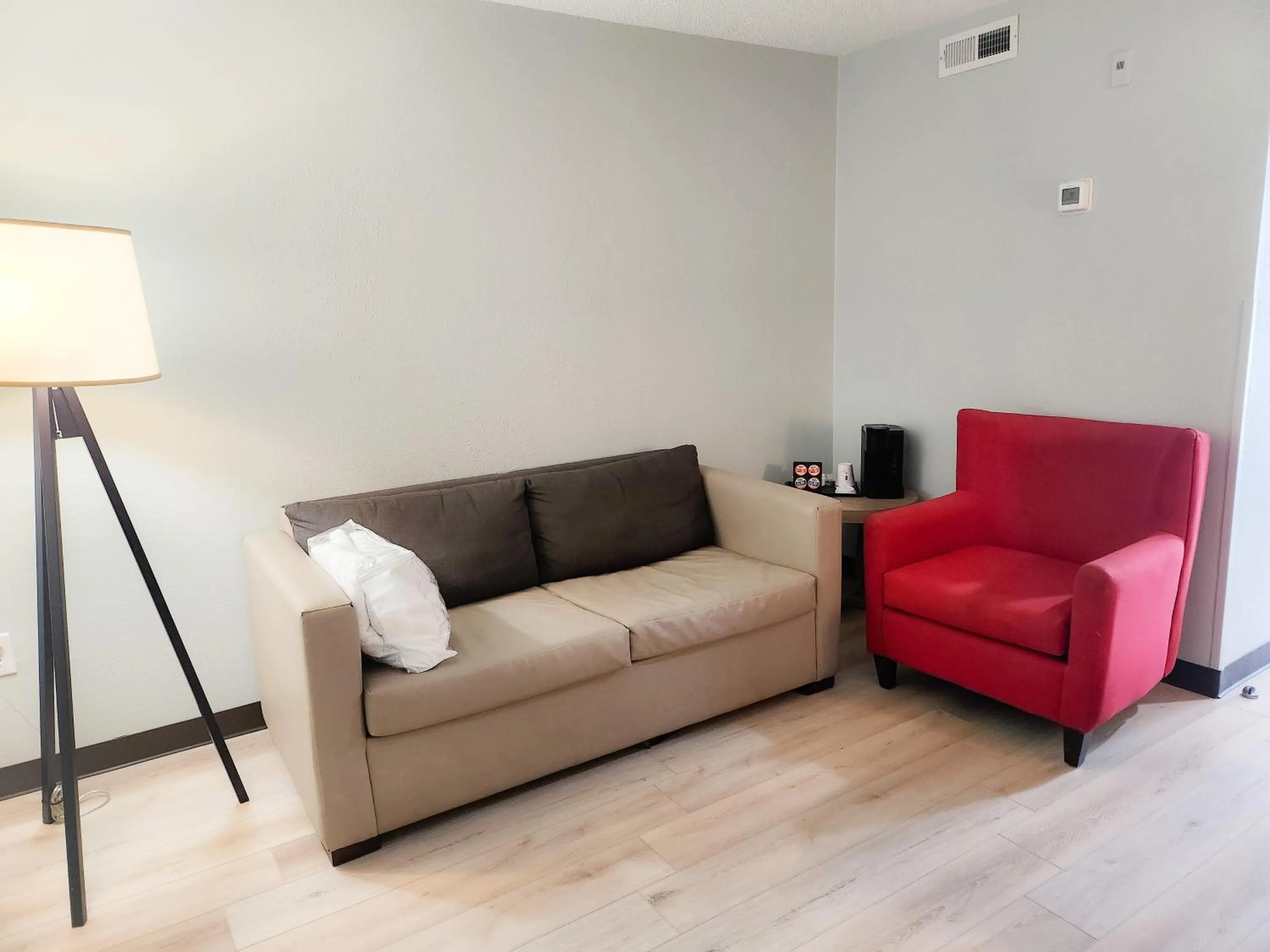 Living room in Wingate by Wyndham Matthews - Charlotte