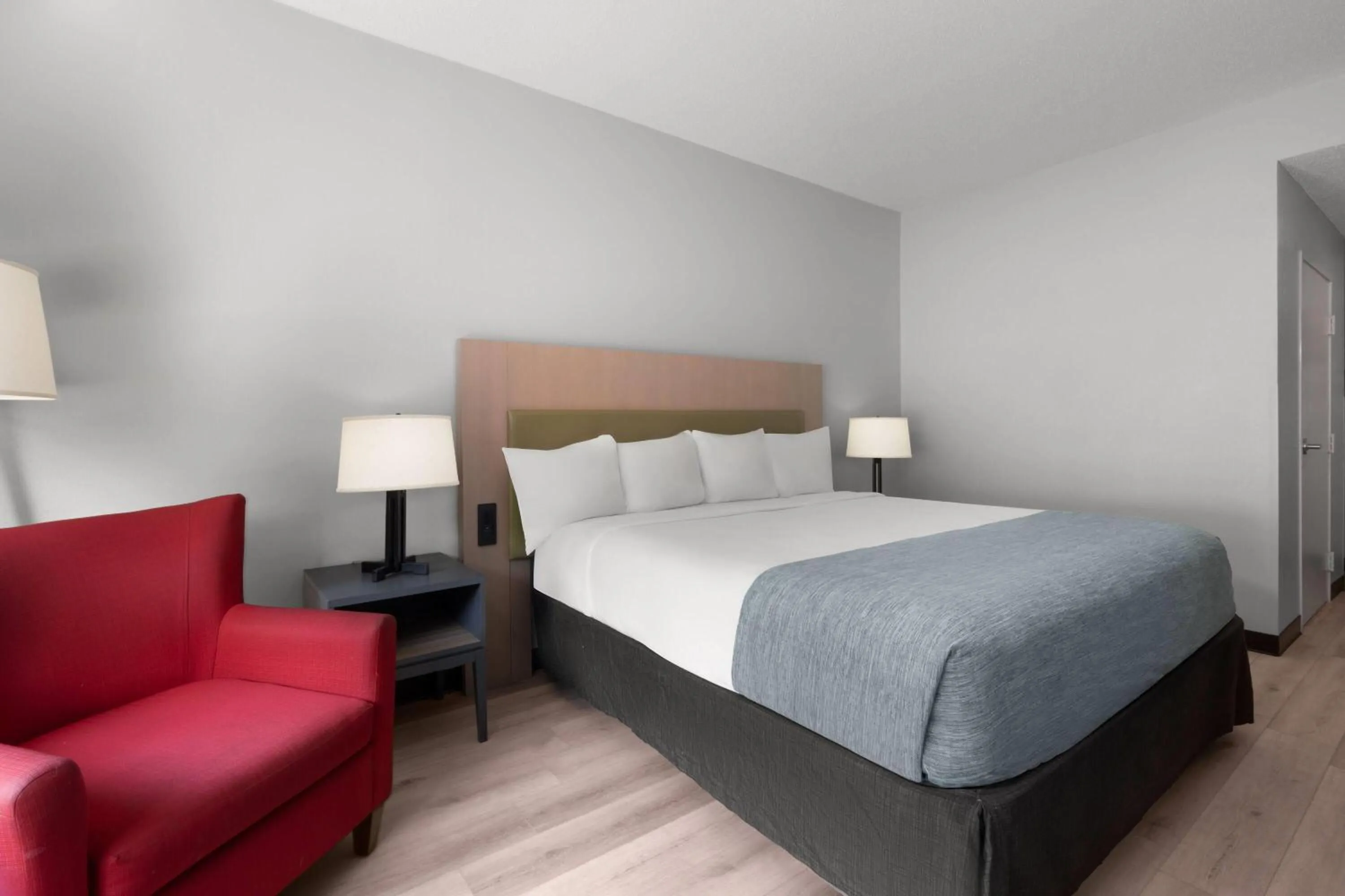 Photo of the whole room, Bed in Wingate by Wyndham Matthews - Charlotte